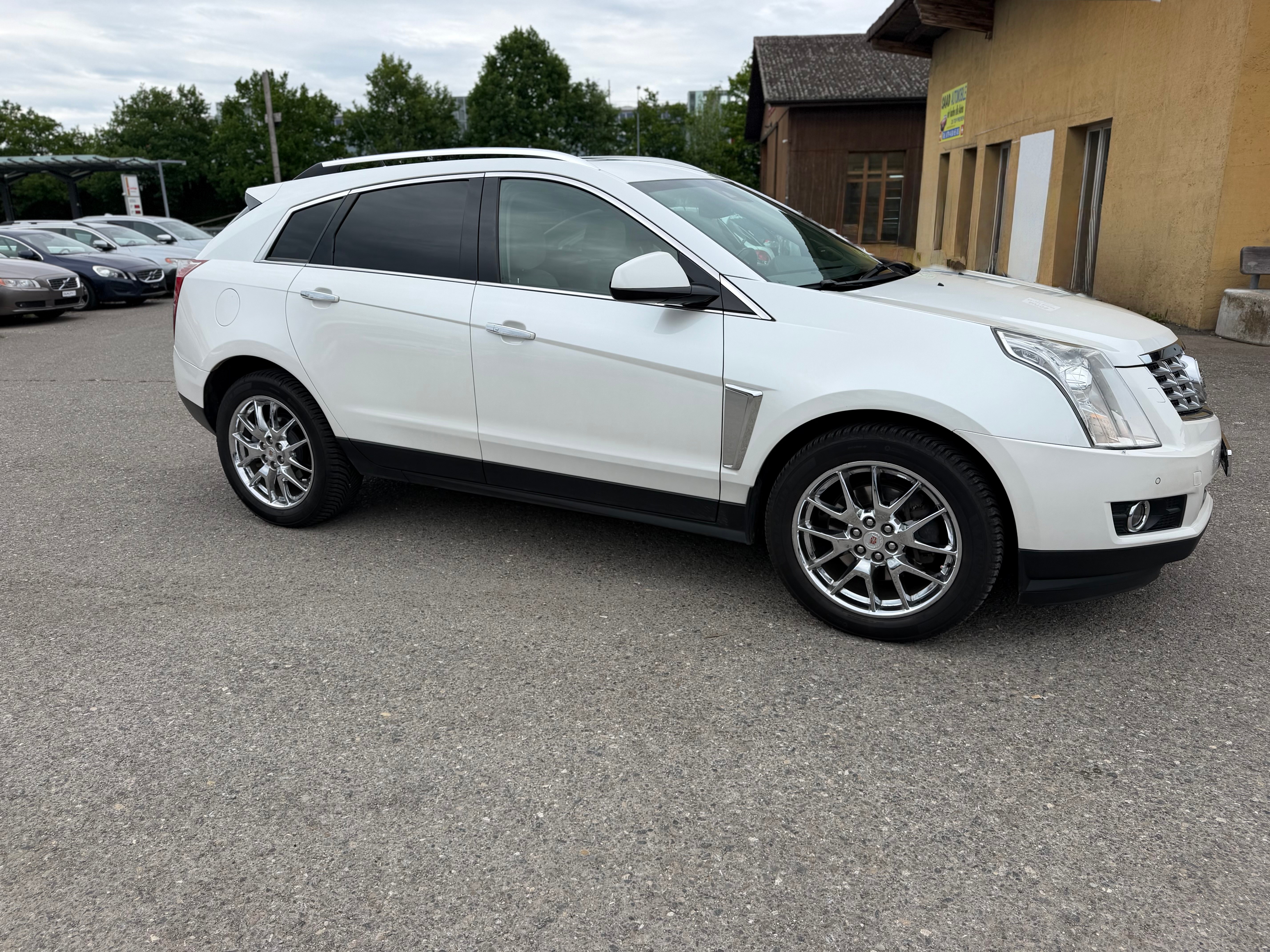 CADILLAC SRX 3.6 V6 Sport Luxury 4WD Automatic — slika 3
