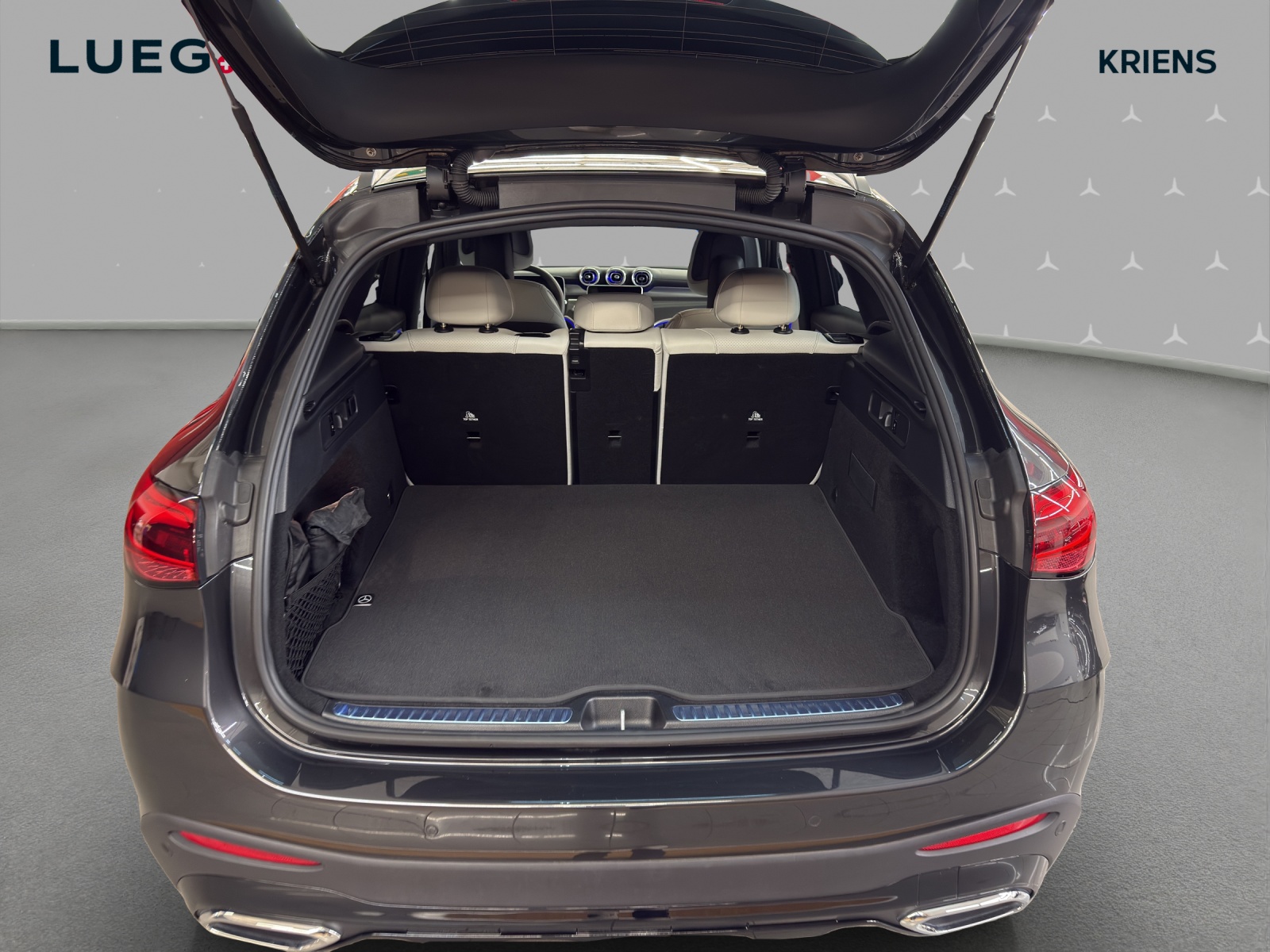 MERCEDES-BENZ GLC 200 4M - AMG / 360 Grad Kamera / DIGITAL LIGHT / Soundsystem-image-14