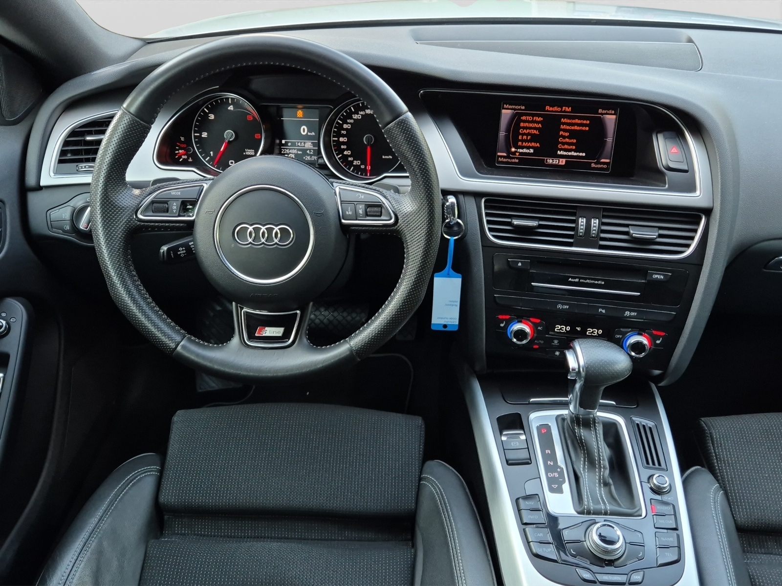 AUDI A5 Sportback 3.0 TDI quattro S-LINE-image-10