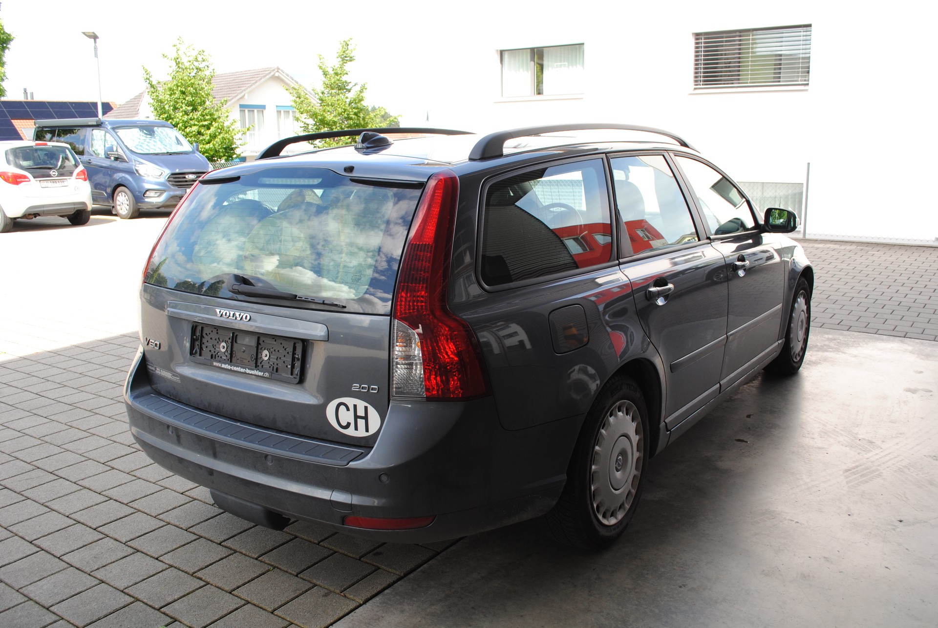 VOLVO V50 2.0D-image-4