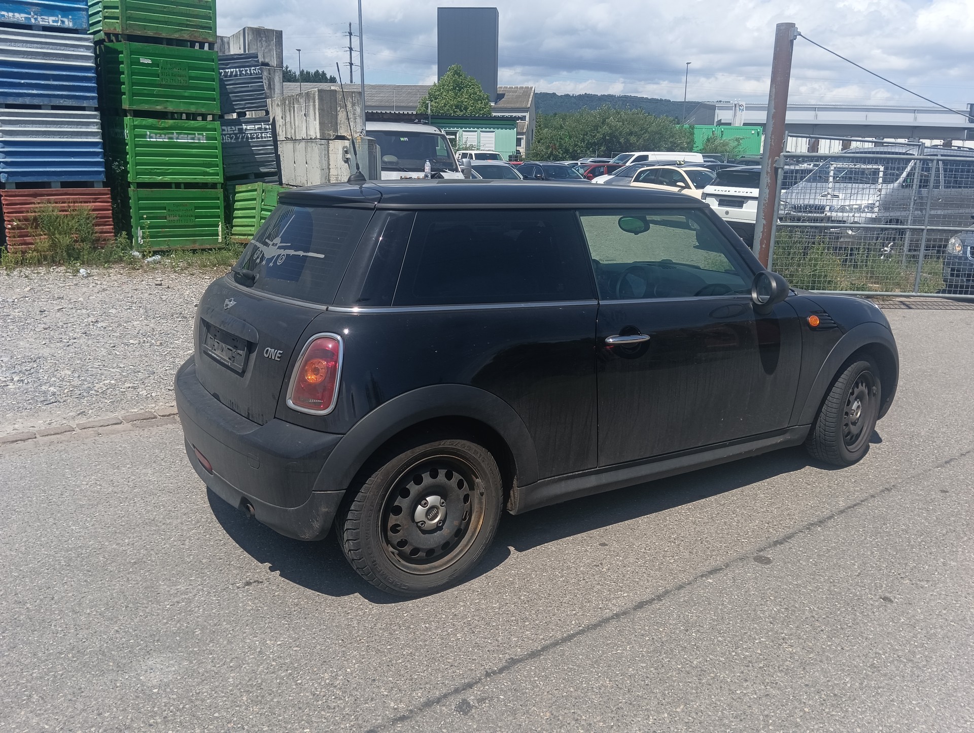 MINI One-image-2