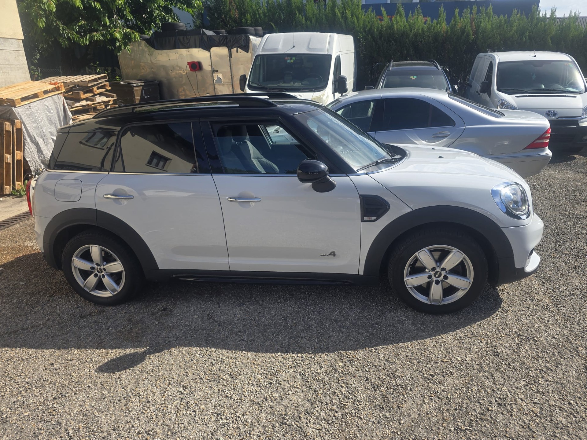 MINI Countryman Cooper ALL4 Steptronic-image-3