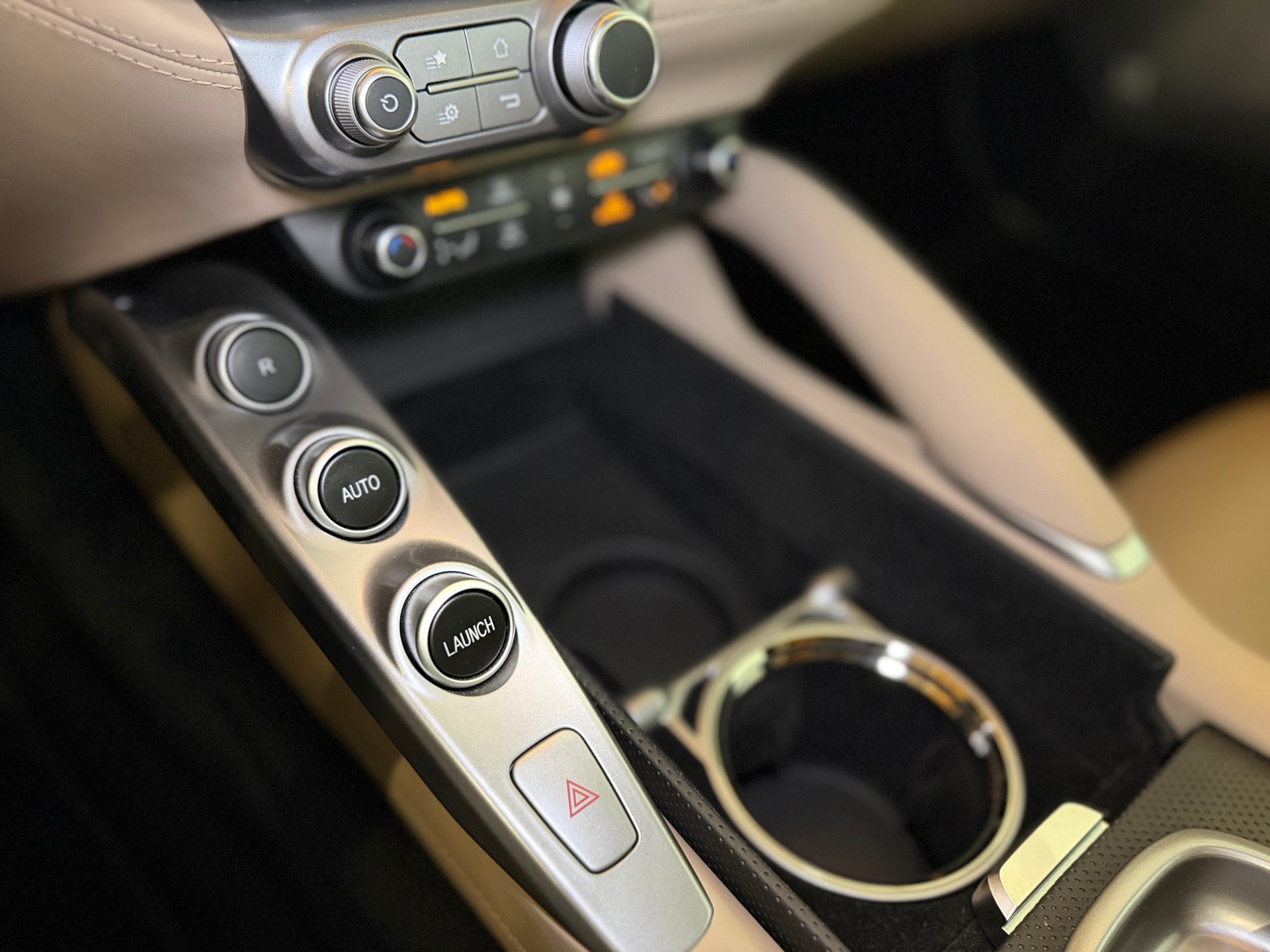 FERRARI GTC 4 Lusso T-image-23