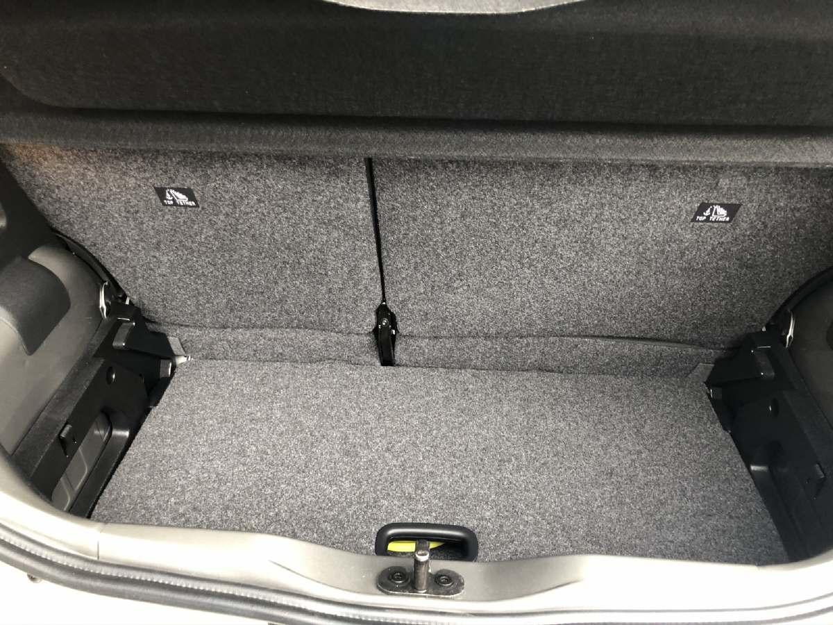 VW Up e-image-7