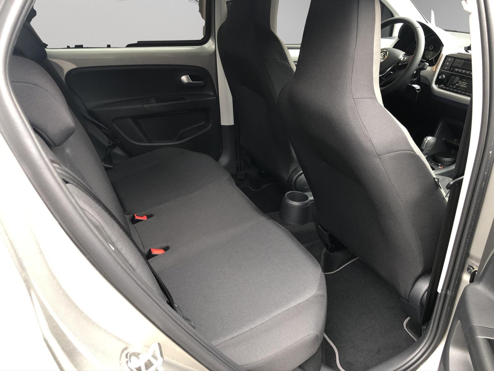 VW Up e-image-6
