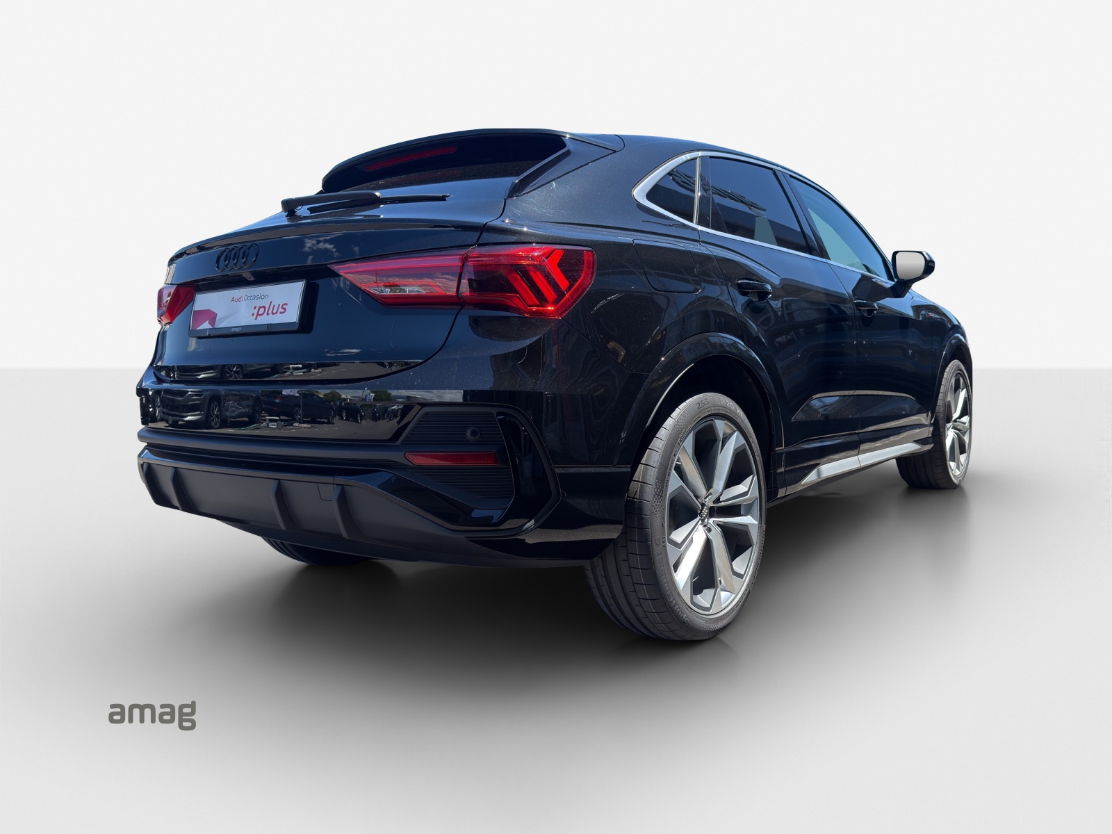 AUDI Q3 Sportback 35 TFSI S line Attraction S-tronic-image-4