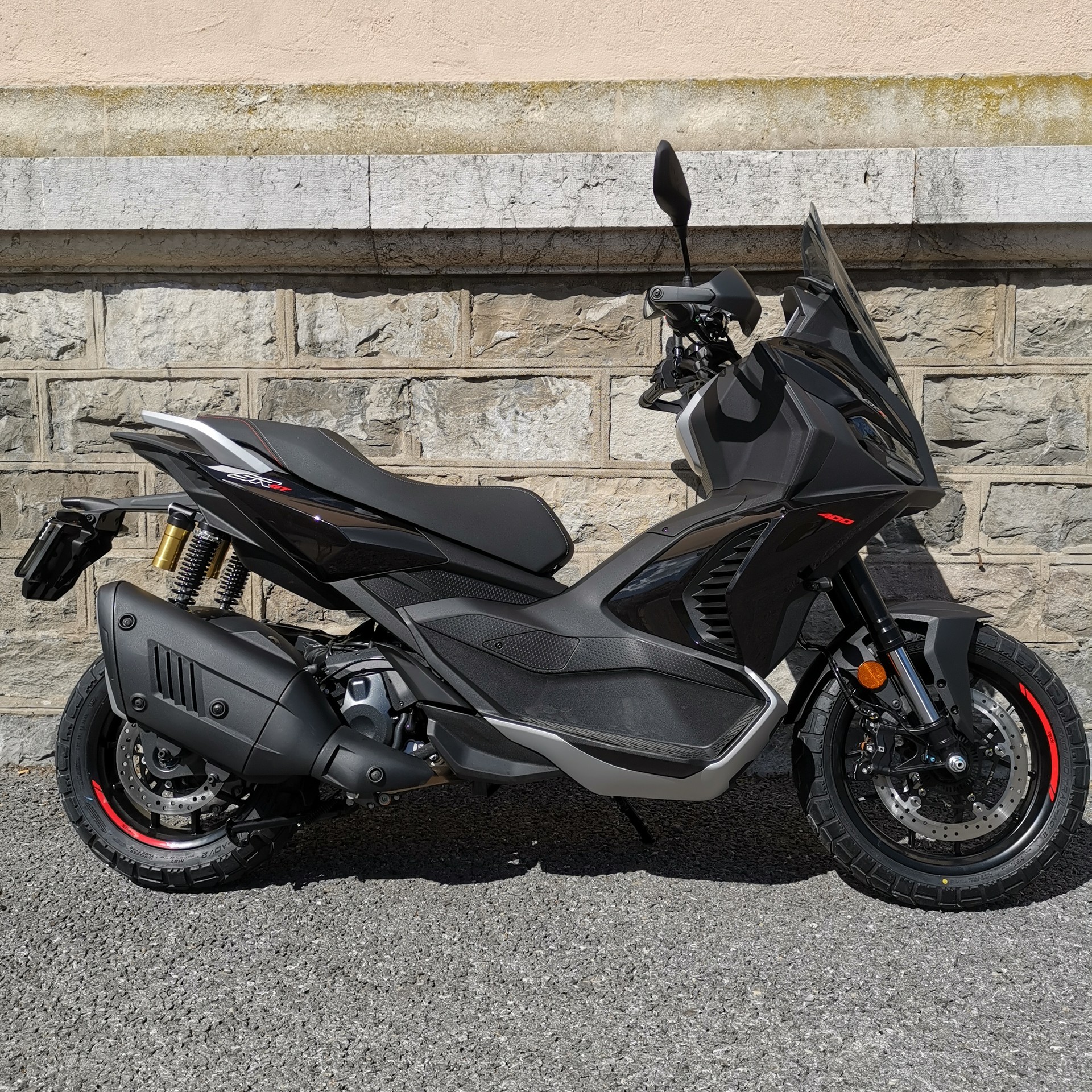 APRILIA SR 400 GT-image-9