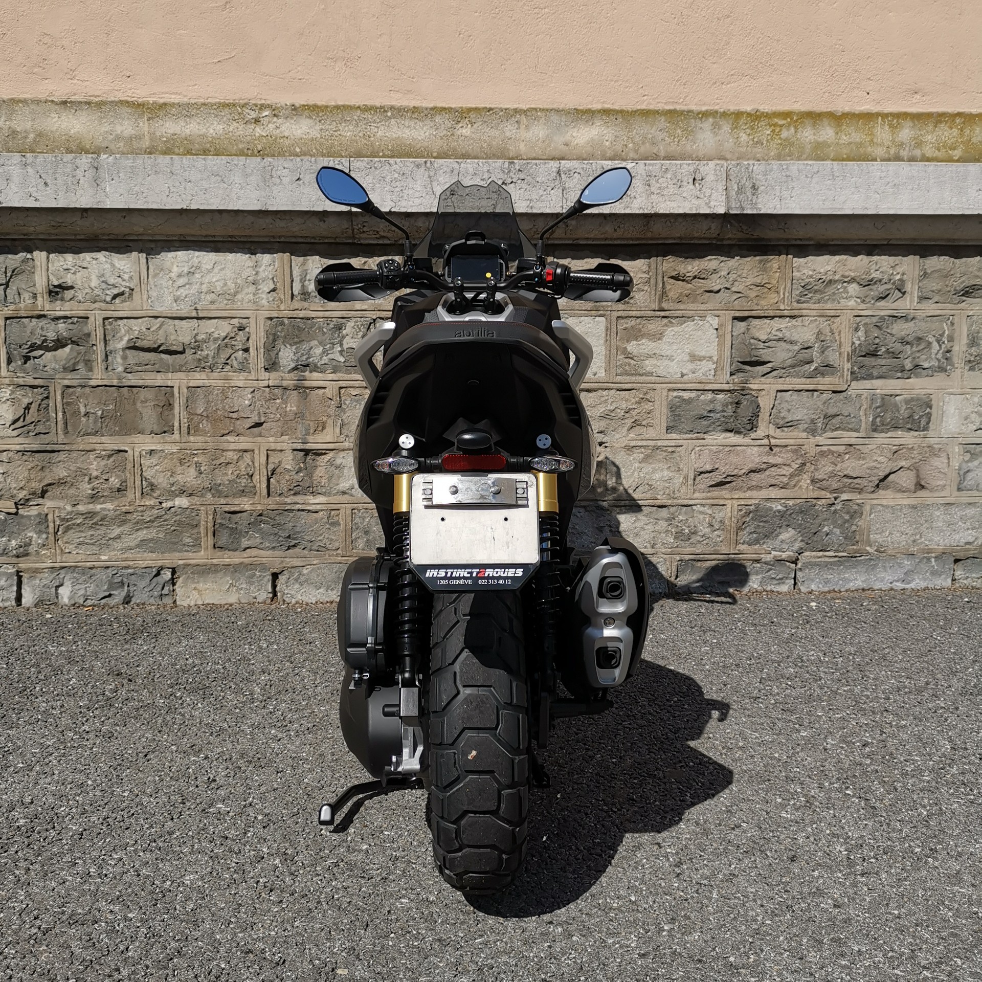 APRILIA SR 400 GT-image-4
