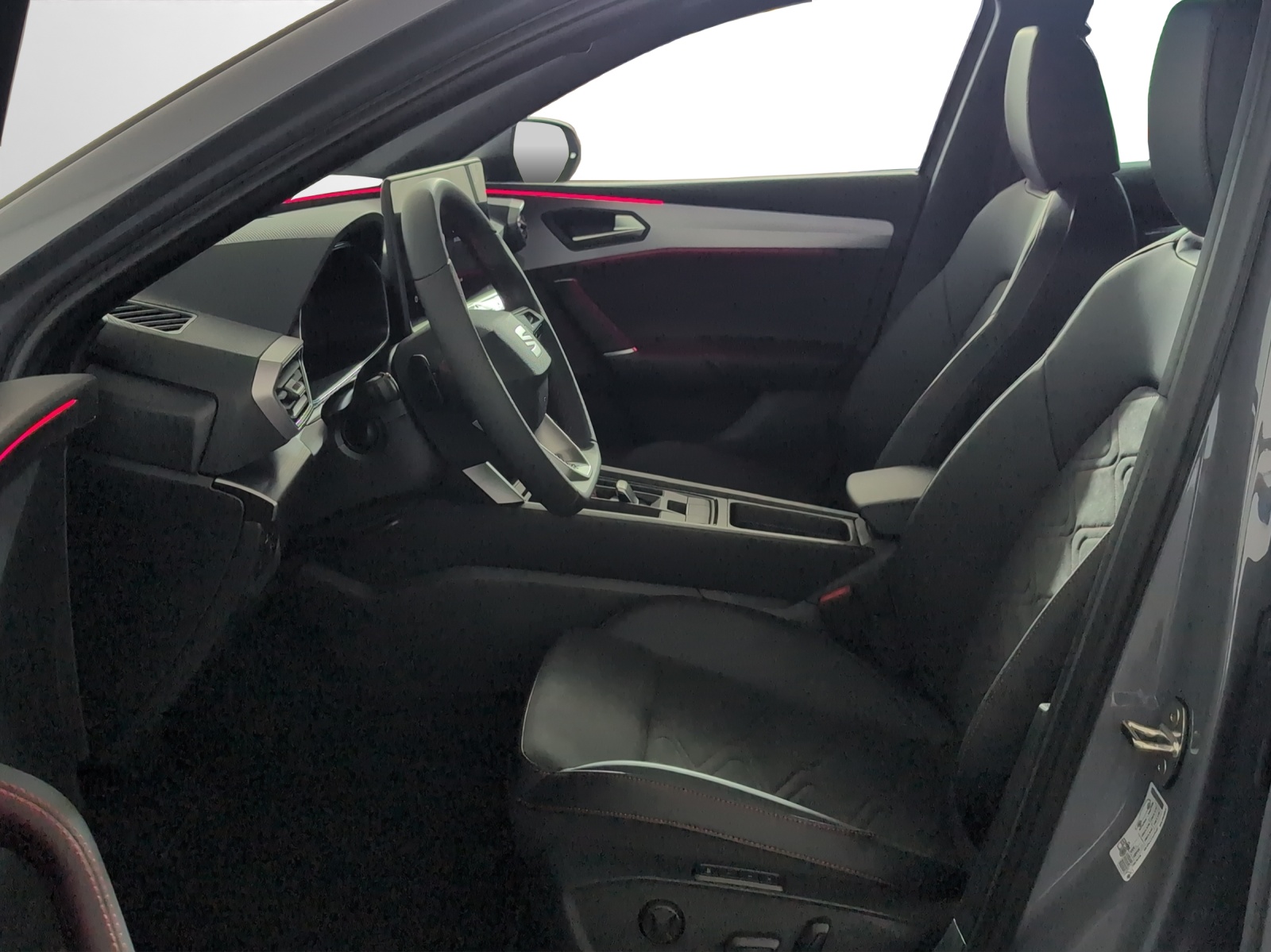SEAT Leon 1.5 eTSI mHEV DSG FR-image-5