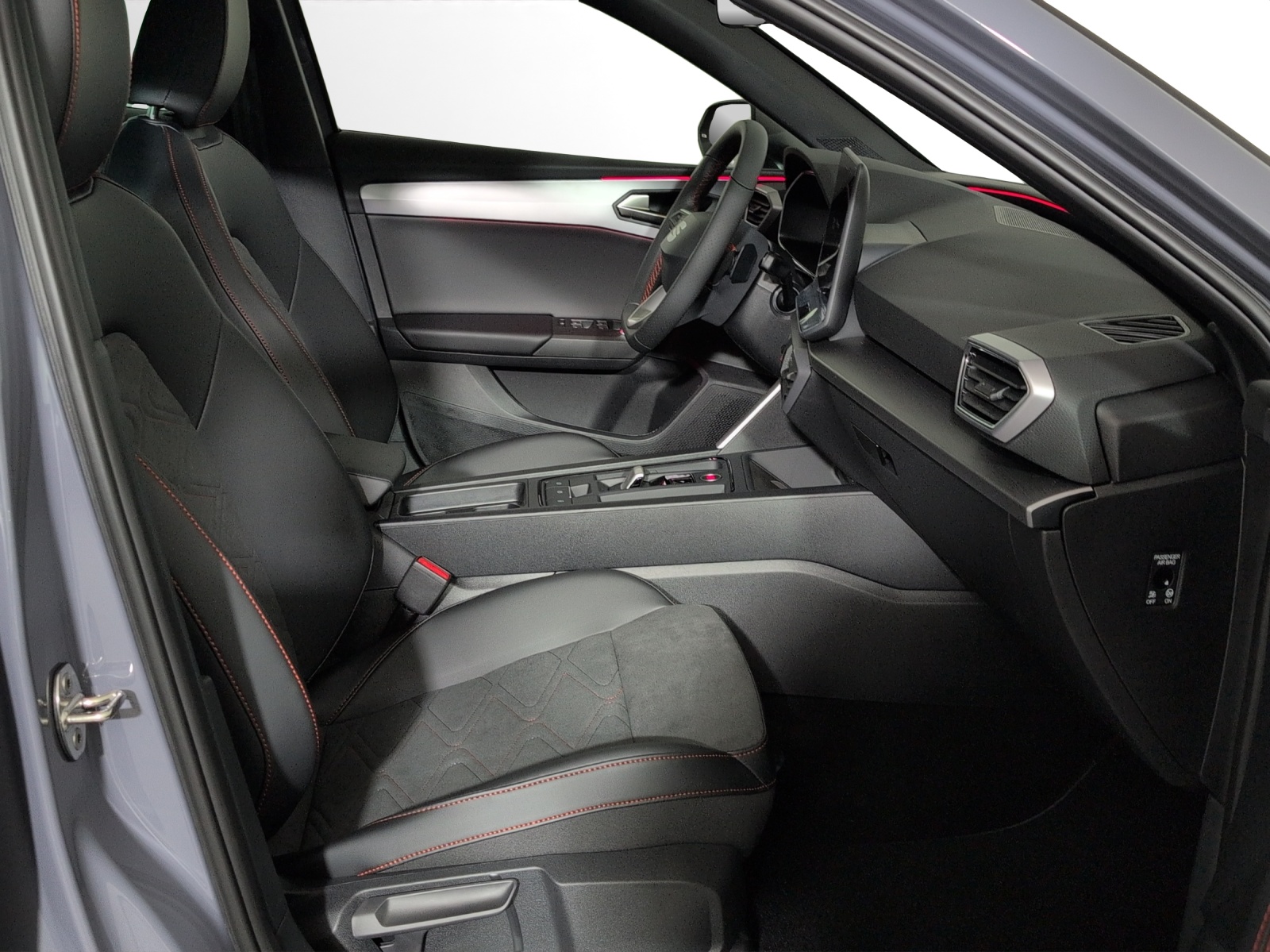 SEAT Leon 1.5 eTSI mHEV DSG FR-image-6