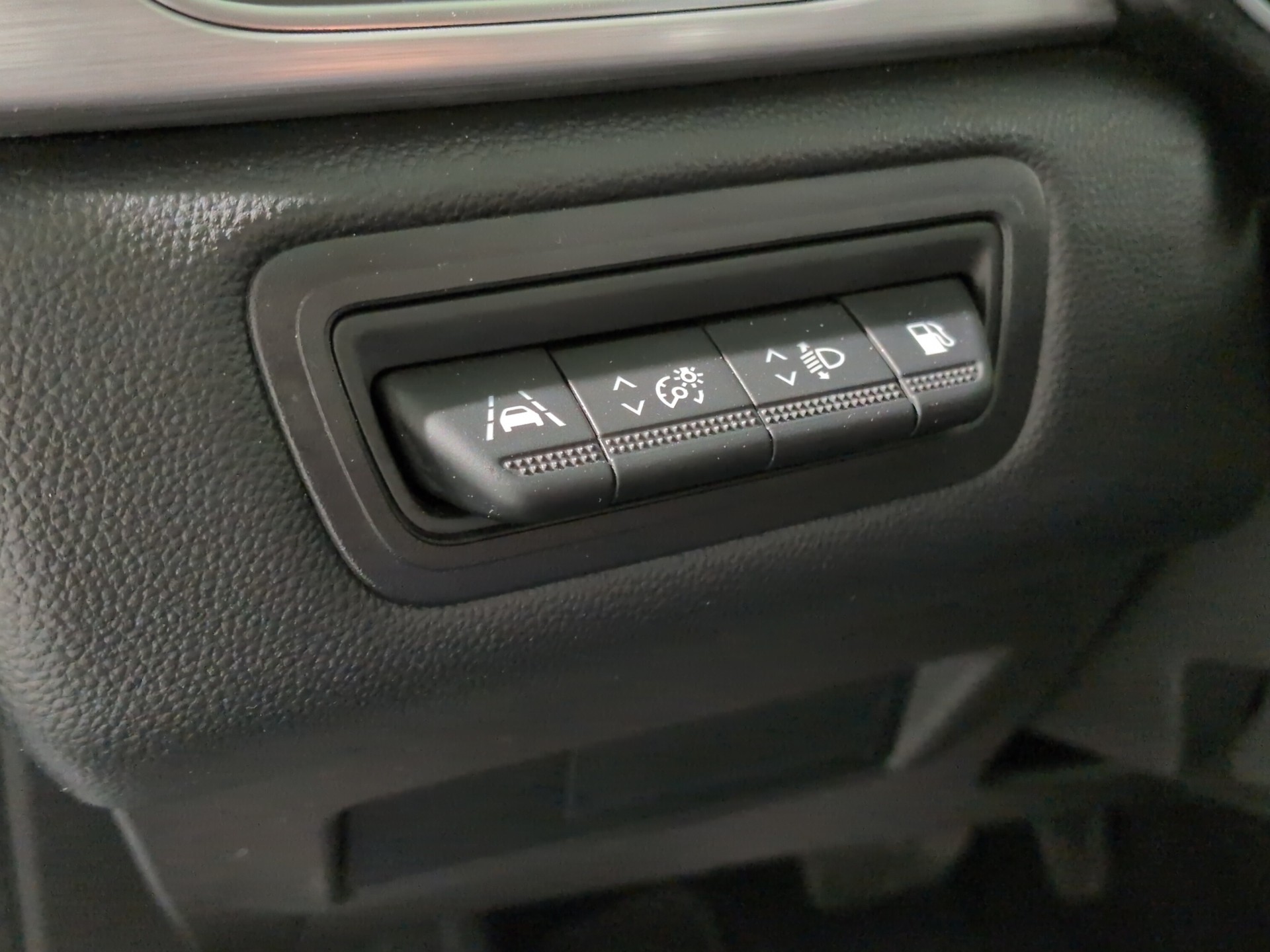 RENAULT Captur 1.6 E-Tech Edition1 DHT-image-19