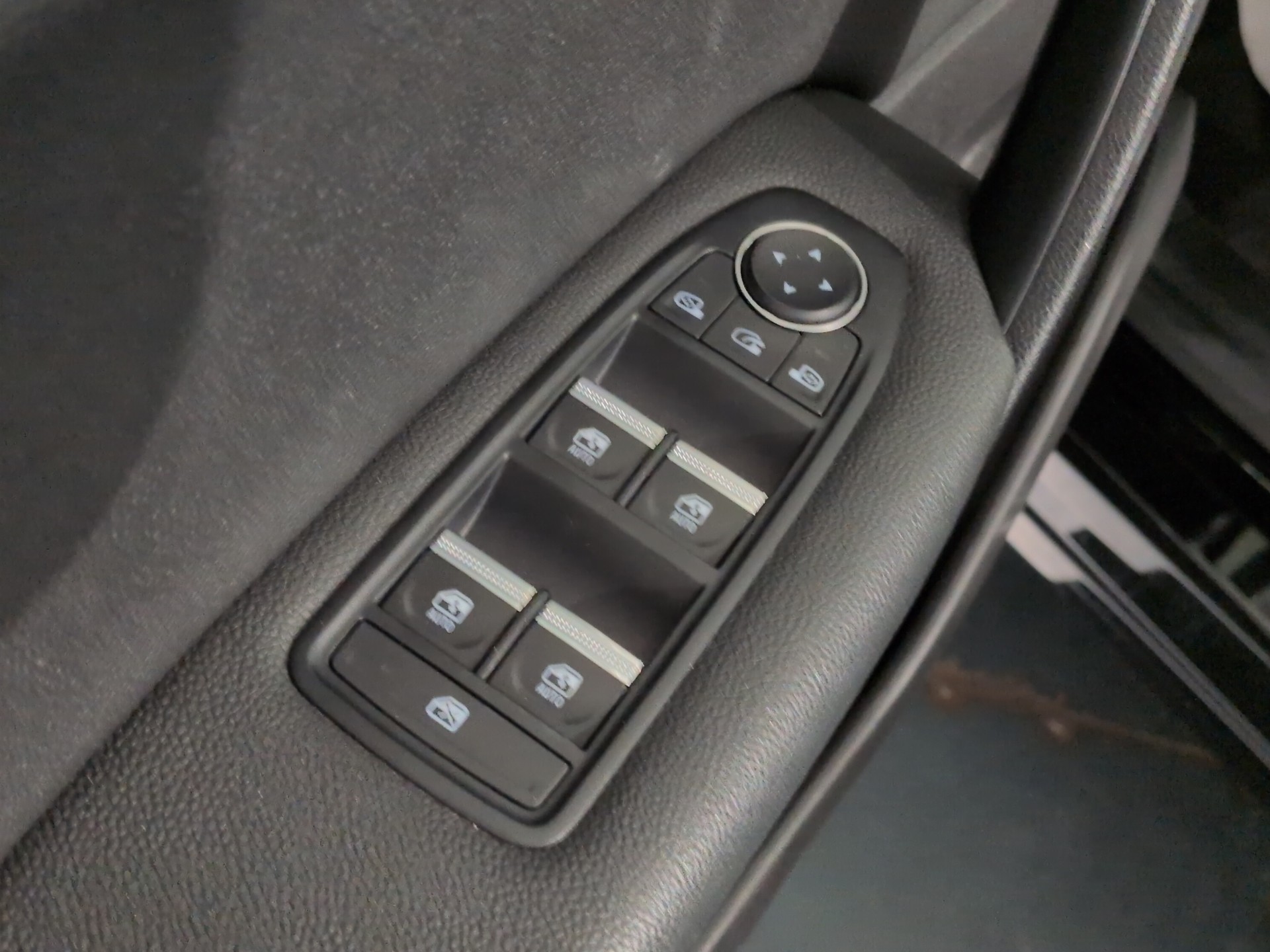 RENAULT Captur 1.6 E-Tech Edition1 DHT-image-20