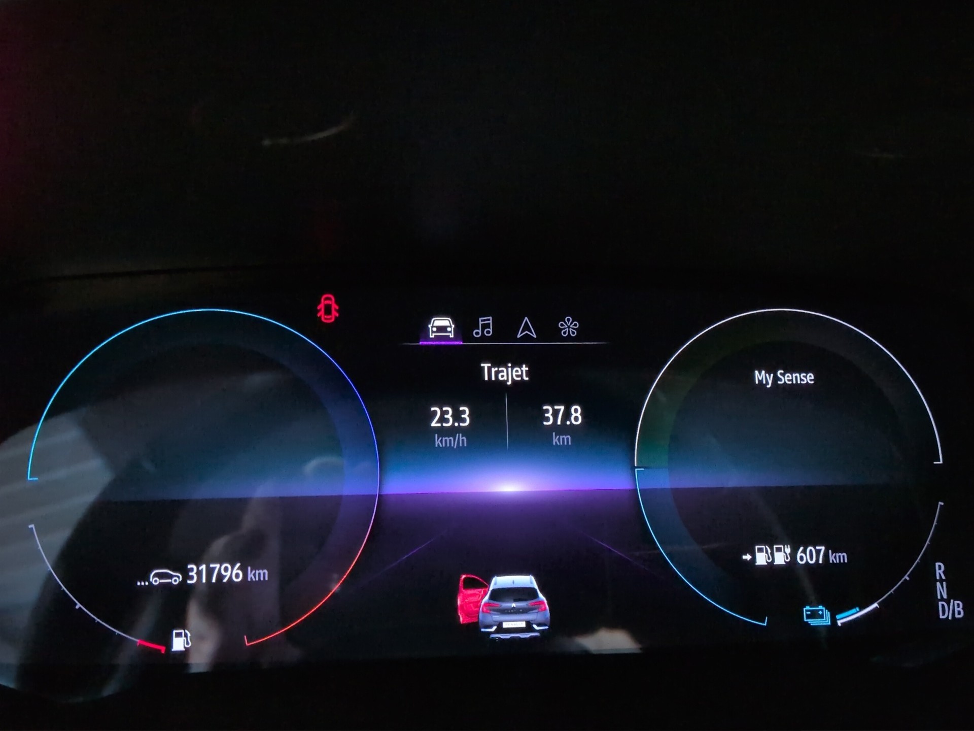 RENAULT Captur 1.6 E-Tech Edition1 DHT-image-10