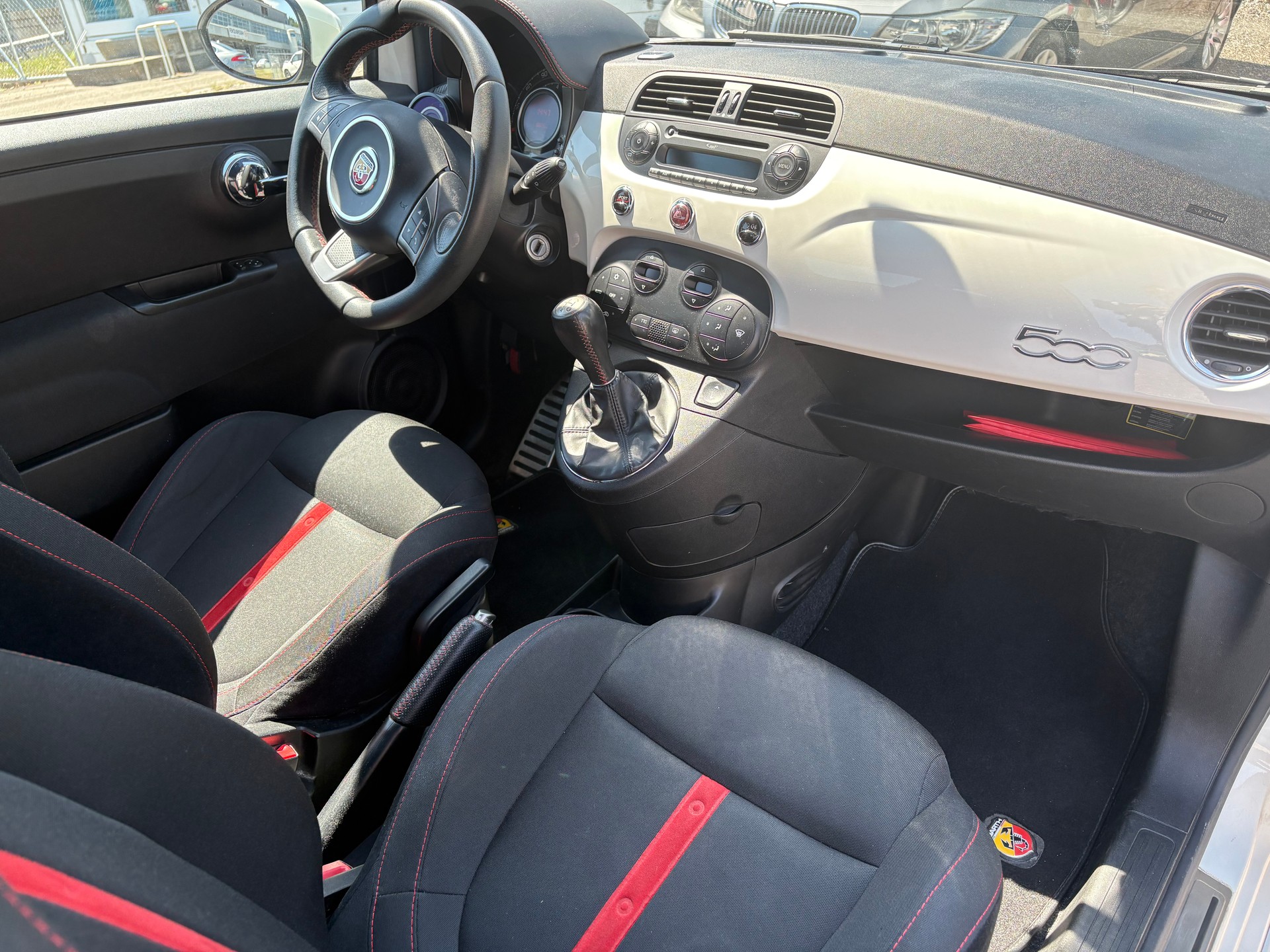 FIAT 500 1.4 16V Turbo Abarth-image-7