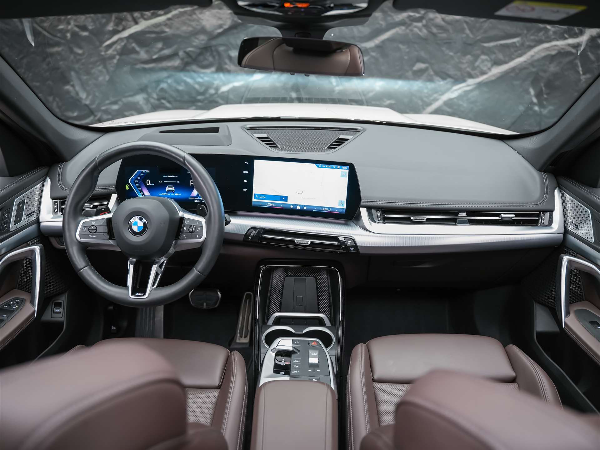 BMW X1 xDrive 23d 48V M Sport *Panorama*Massage*Werksgarantie*20" Felgen*-image-19