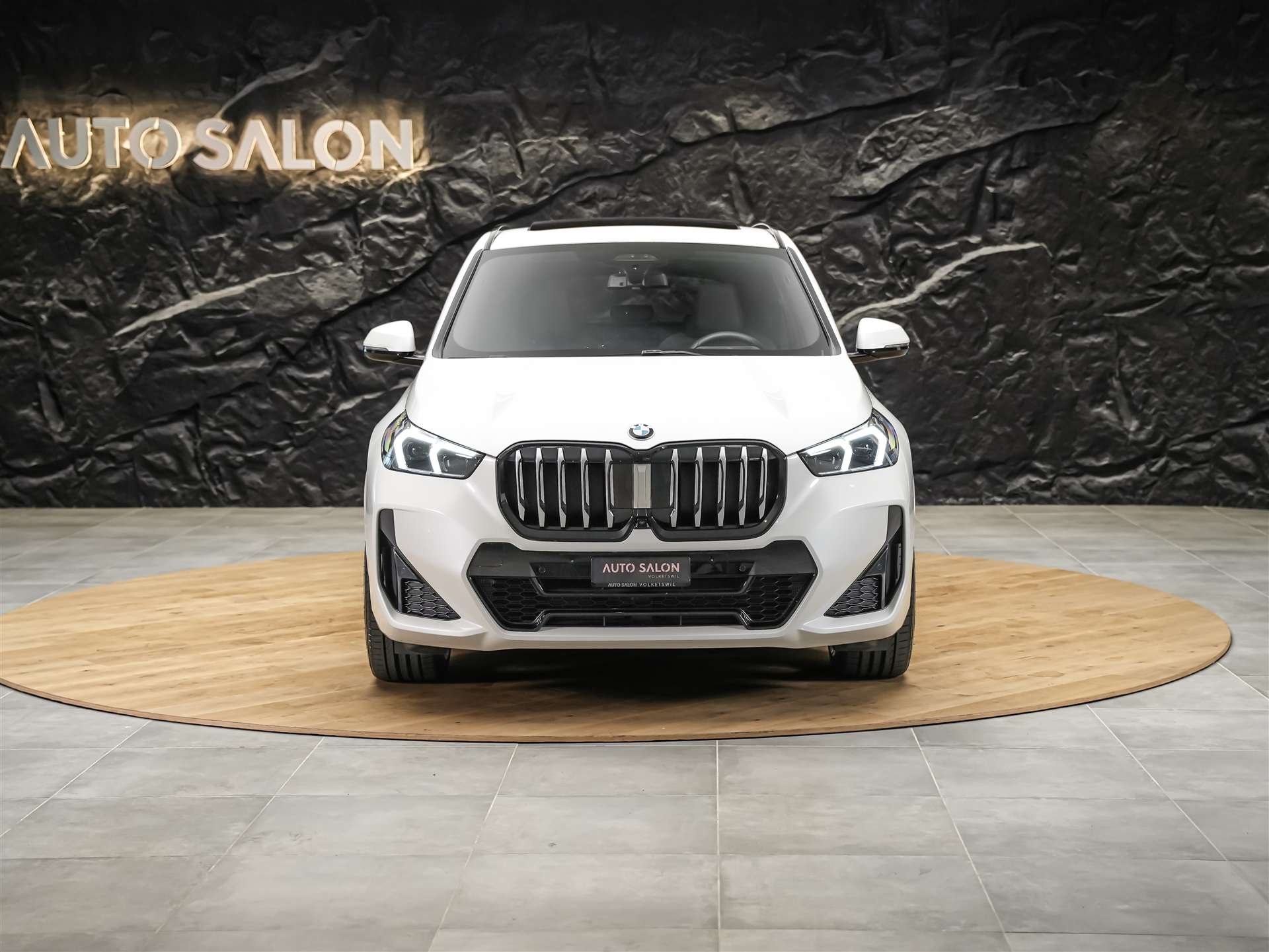 BMW X1 xDrive 23d 48V M Sport *Panorama*Massage*Werksgarantie*20" Felgen*-image-7