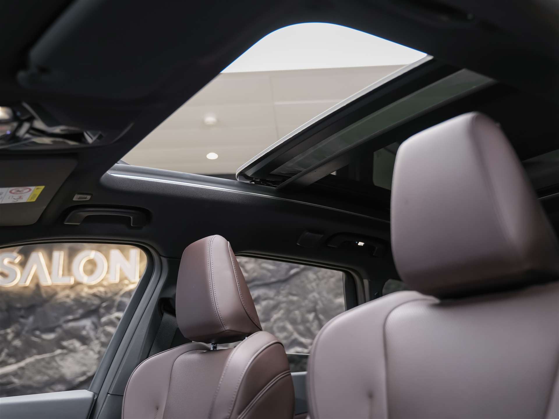 BMW X1 xDrive 23d 48V M Sport *Panorama*Massage*Werksgarantie*20" Felgen*-image-11