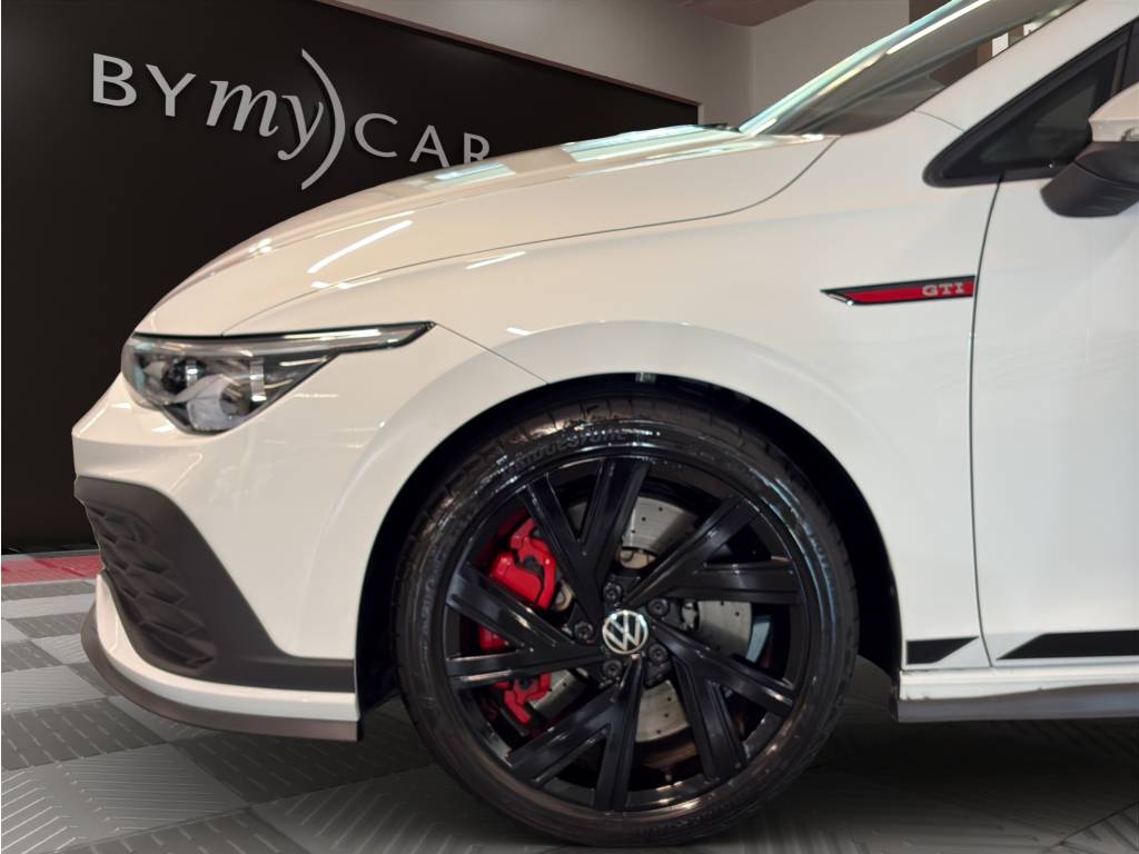 VW Golf 2.0 TSI GTI Clubsport DSG-image-11