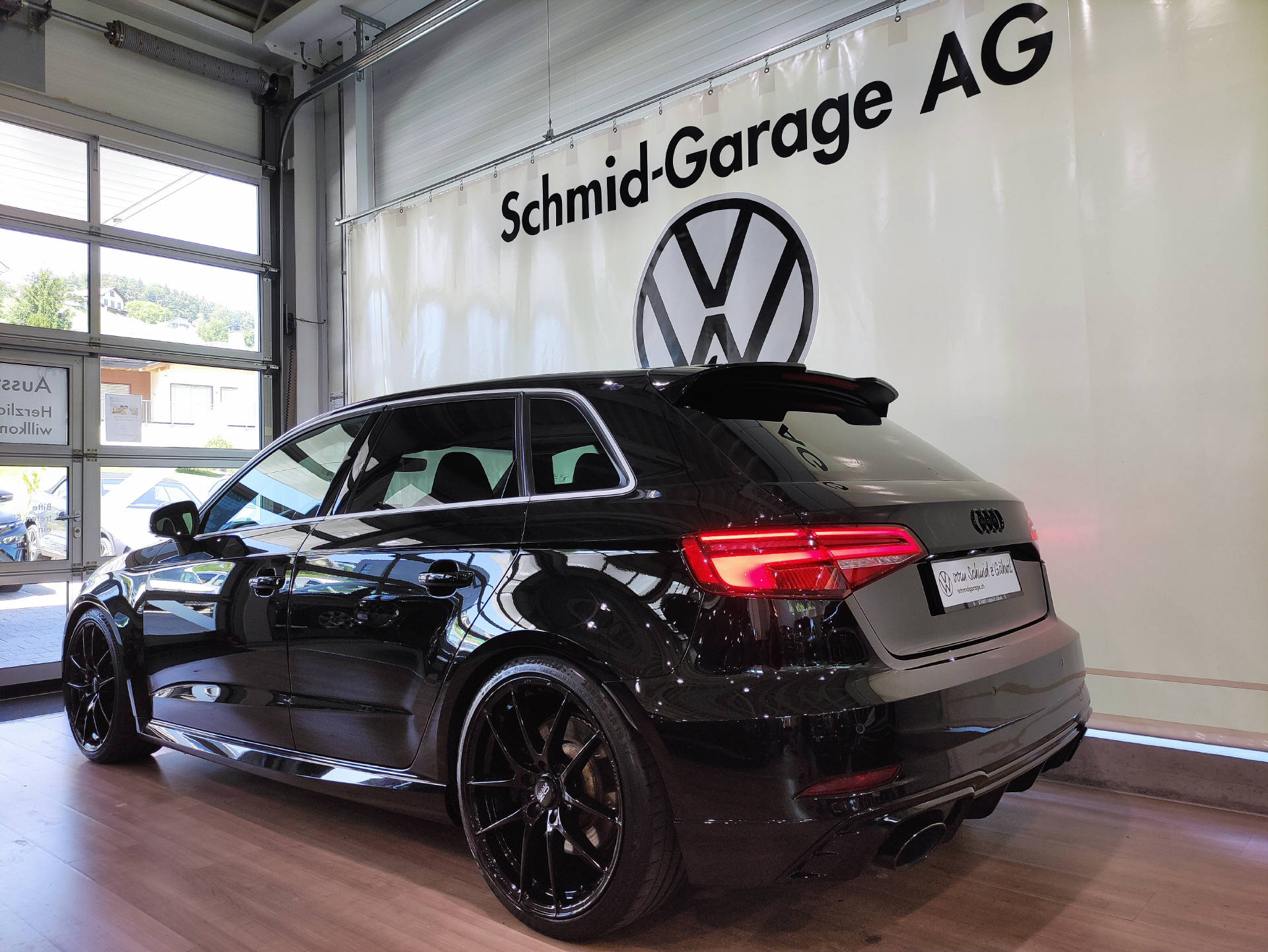 AUDI RS3 Sportback 2.5 TFSI quattro S-Tronic-image-15