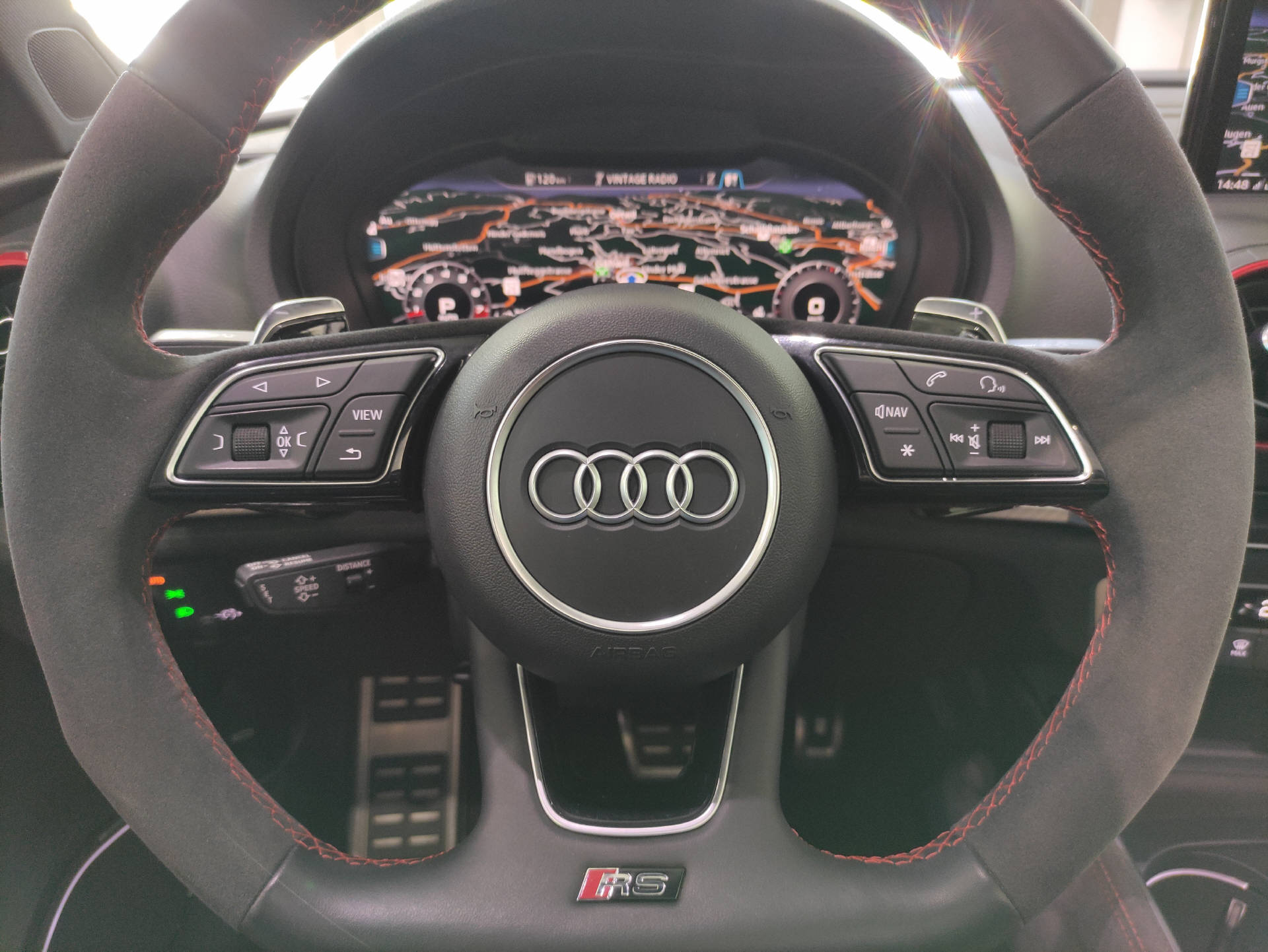 AUDI RS3 Sportback 2.5 TFSI quattro S-Tronic-image-6