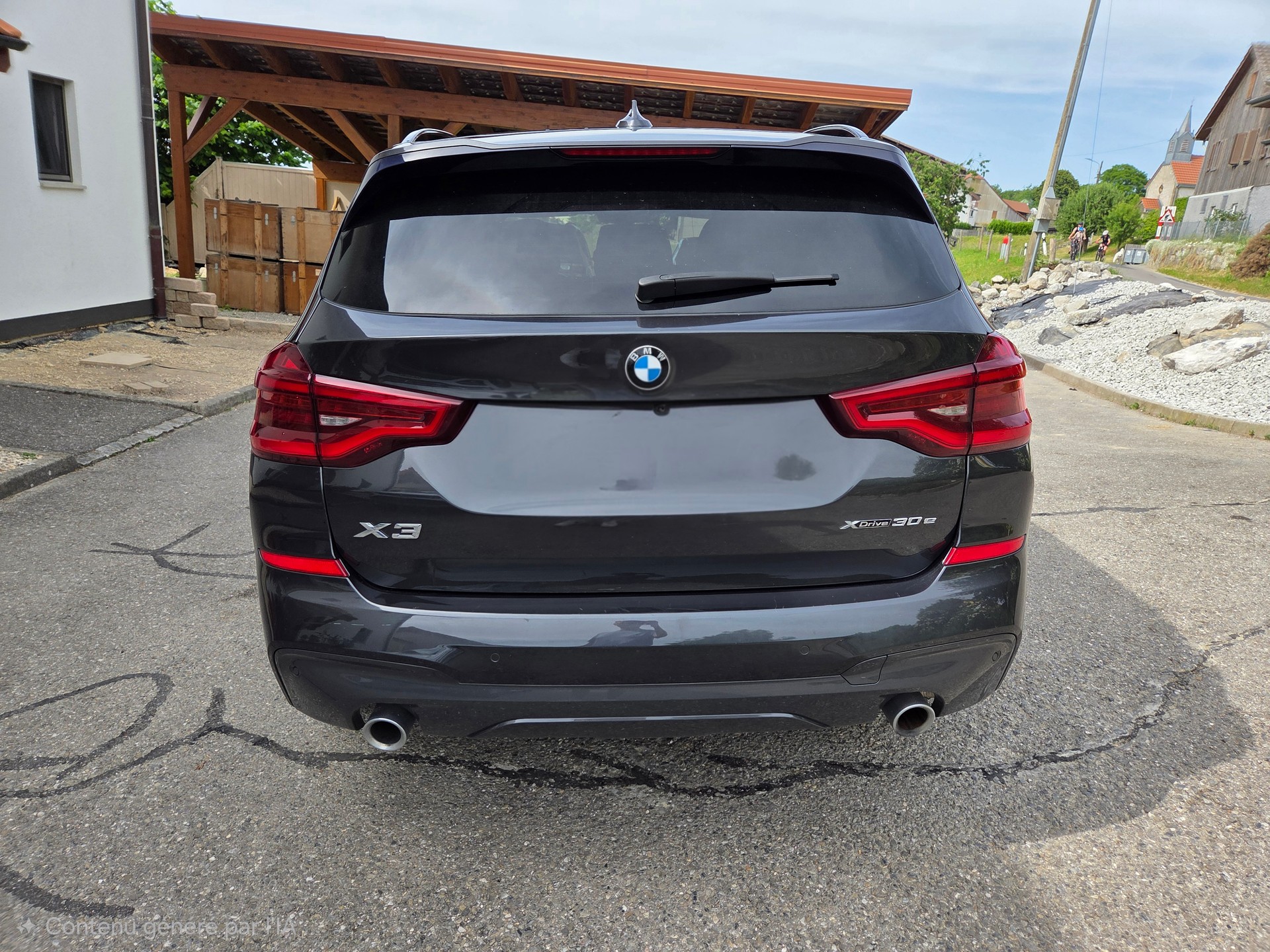 BMW 30e xDrive pack M sport-image-2