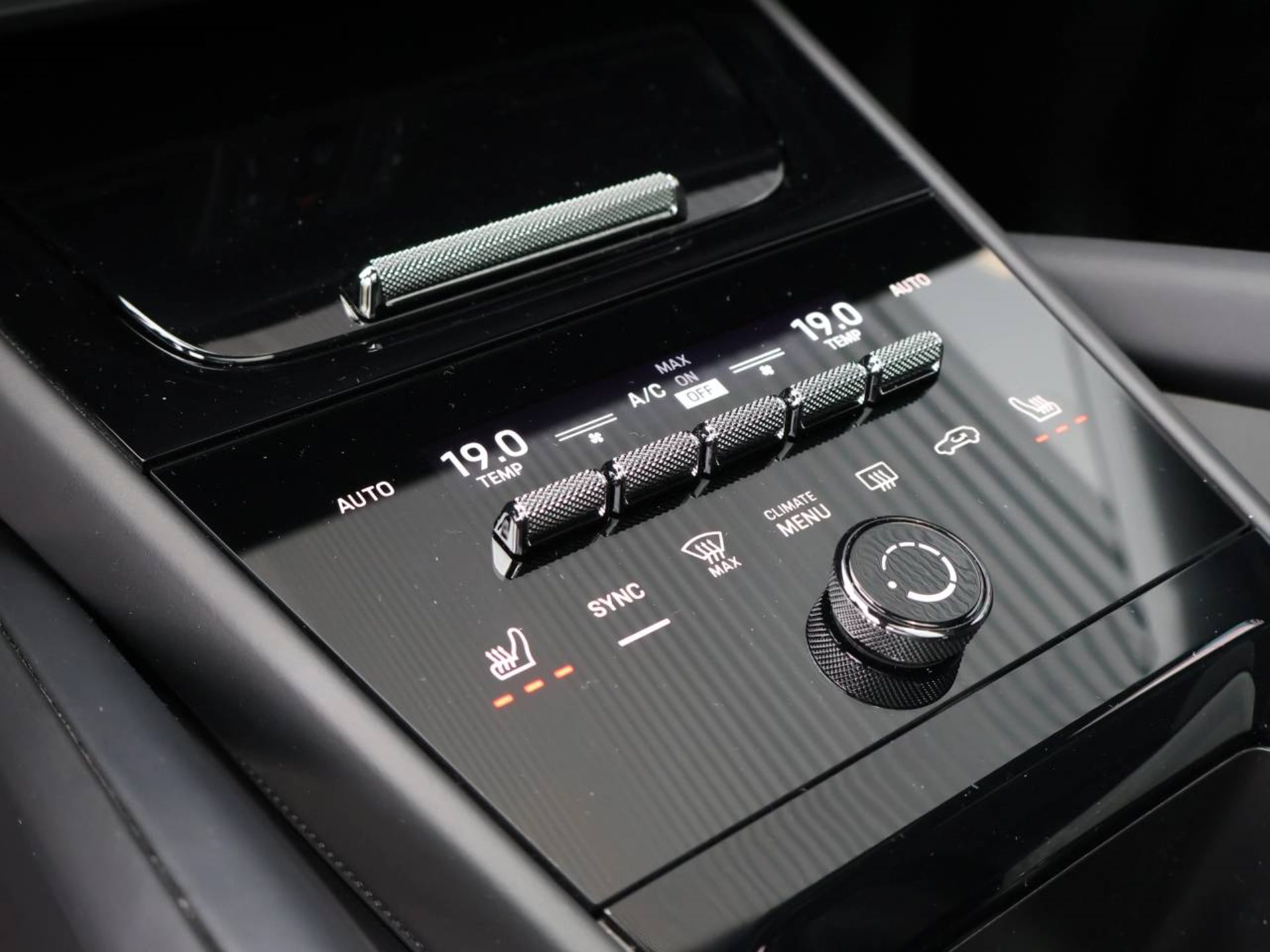 PORSCHE Cayenne S E-Hybrid Coupé-image-25