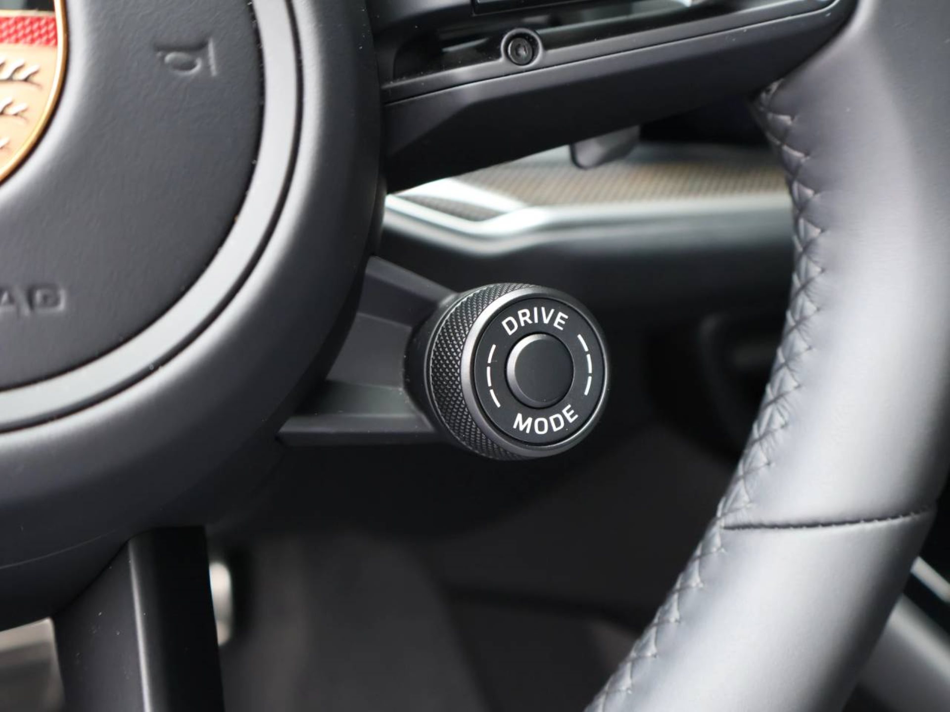 PORSCHE Cayenne S E-Hybrid Coupé-image-27