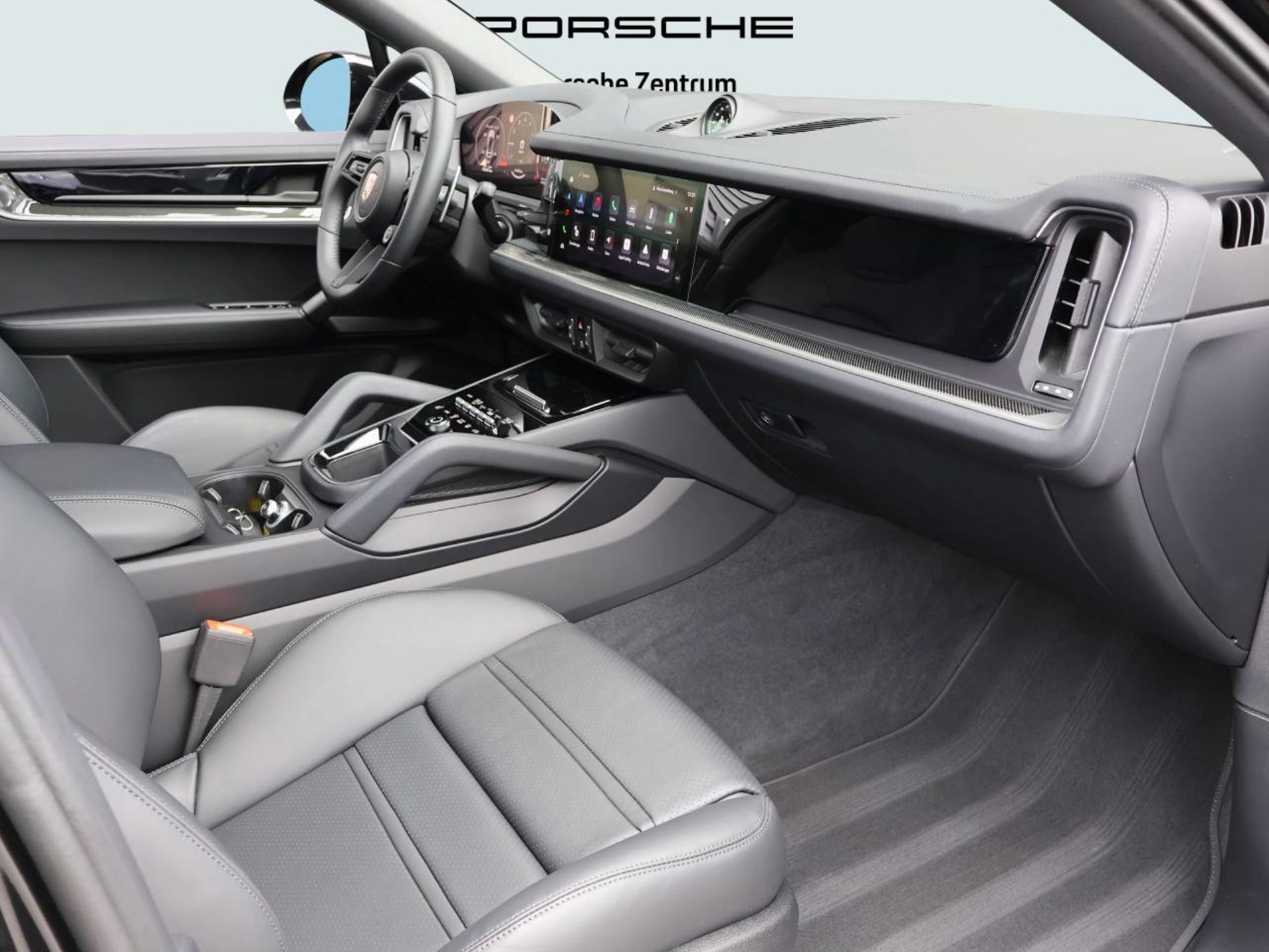 PORSCHE Cayenne S E-Hybrid Coupé-image-13