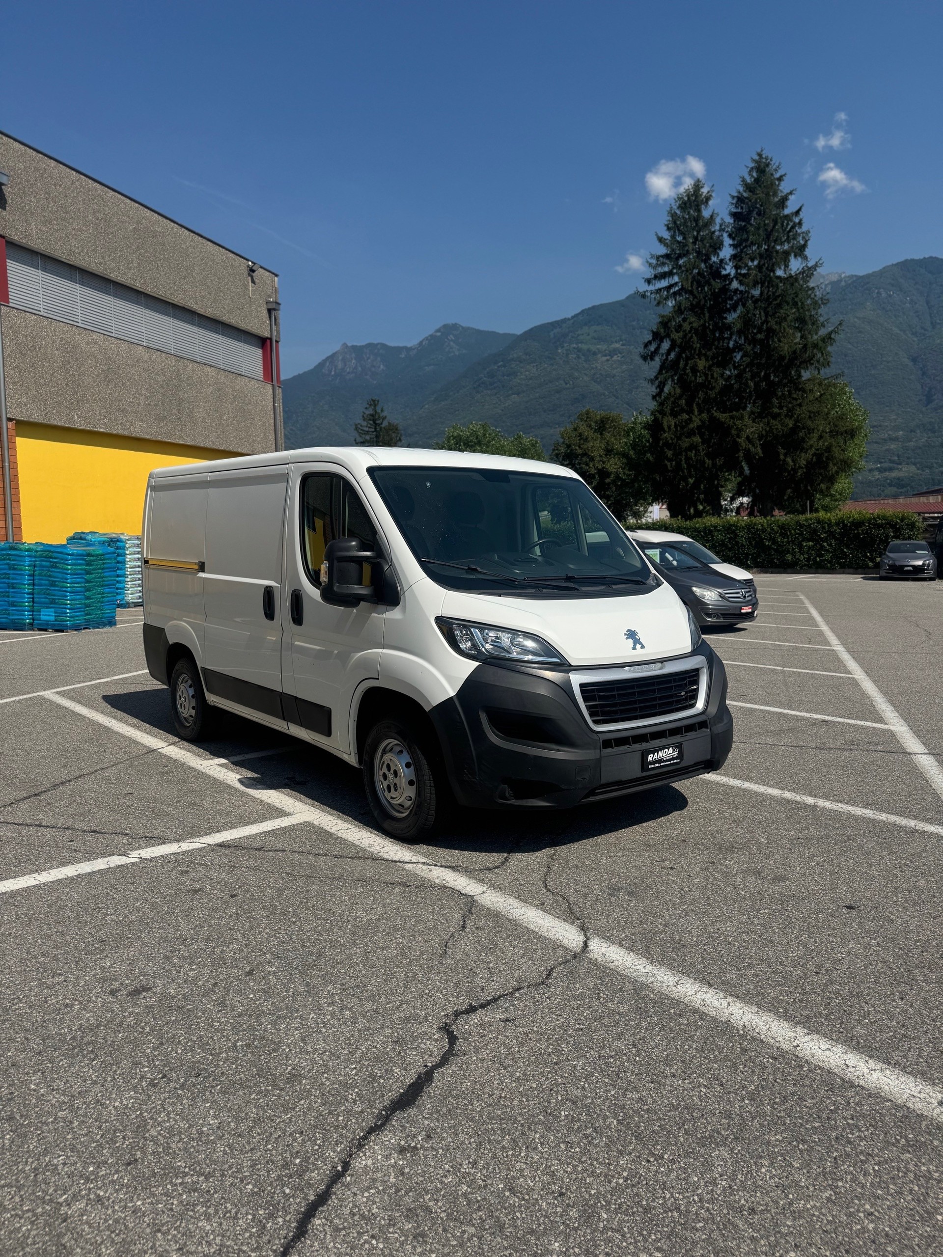 PEUGEOT Boxer 2.0 HDI 328 Access L1H1-image-0