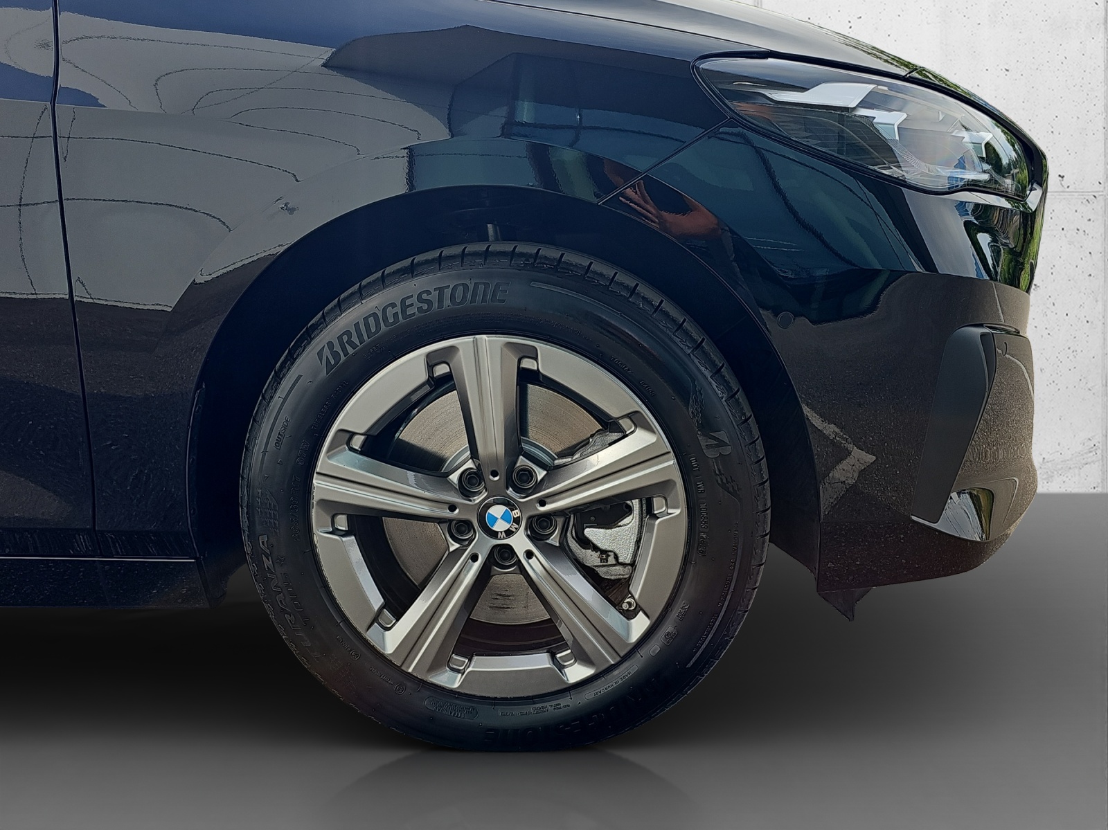 BMW 230e xDrive Act. Tourer-image-9