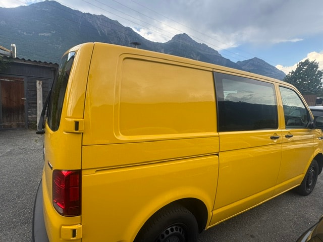 VW T6.1 2.0 TDI 4Motion DSG-image-9
