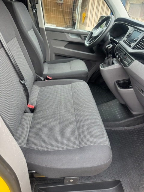 VW T6.1 2.0 TDI 4Motion DSG-image-11