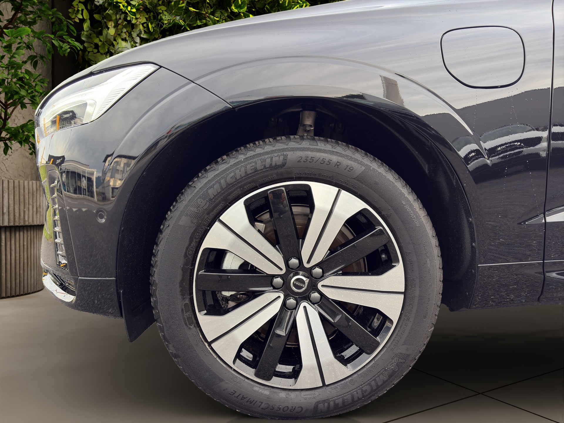 VOLVO XC60 2.0 T6 TE Plus Dark eAWD-image-8