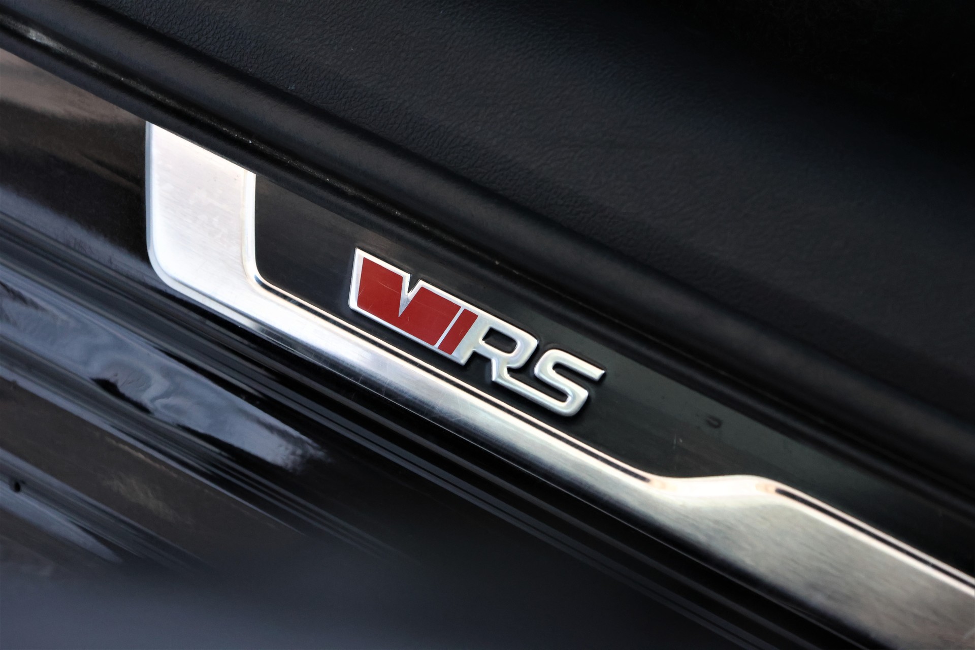 SKODA Octavia Combi 2.0 TDI DSG RS 4x4 + 2.0T AHK-image-20