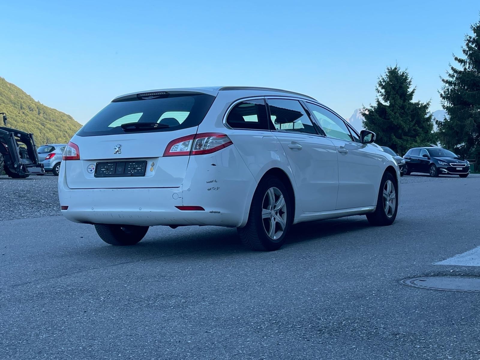 PEUGEOT 508 SW 1.6 e-HDI Business EGS6-image-2