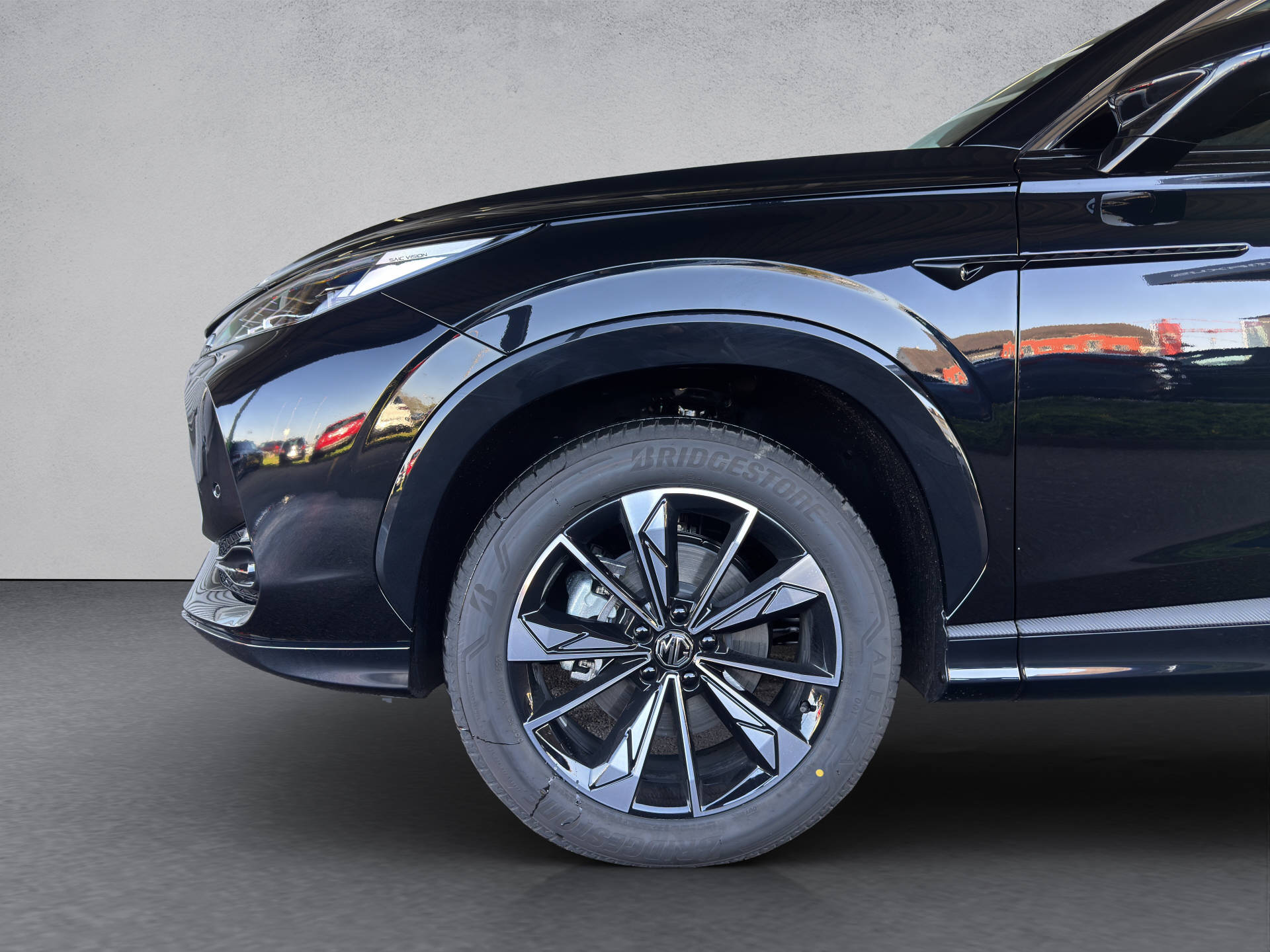 MG HS 1.5 Hybrid Luxury-image-3