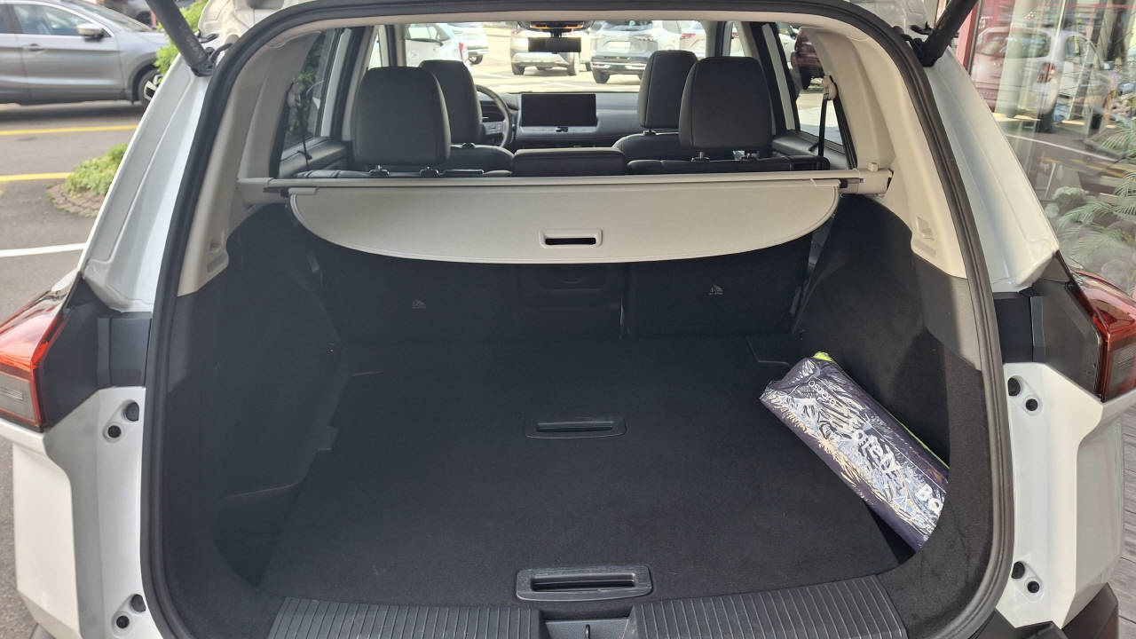 NISSAN X-Trail 1.5 VC-T Tekna+ e-4orce 20 Zoll-image-7