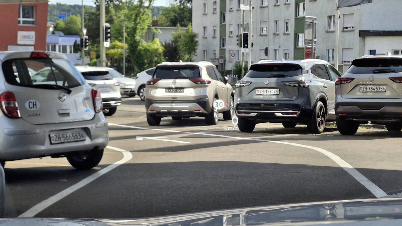 NISSAN X-Trail 1.5 VC-T Tekna+ e-4orce 20 Zoll-image-11