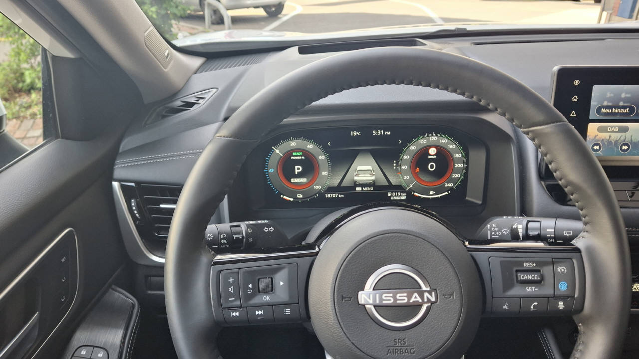 NISSAN X-Trail 1.5 VC-T Tekna+ e-4orce 20 Zoll-image-10