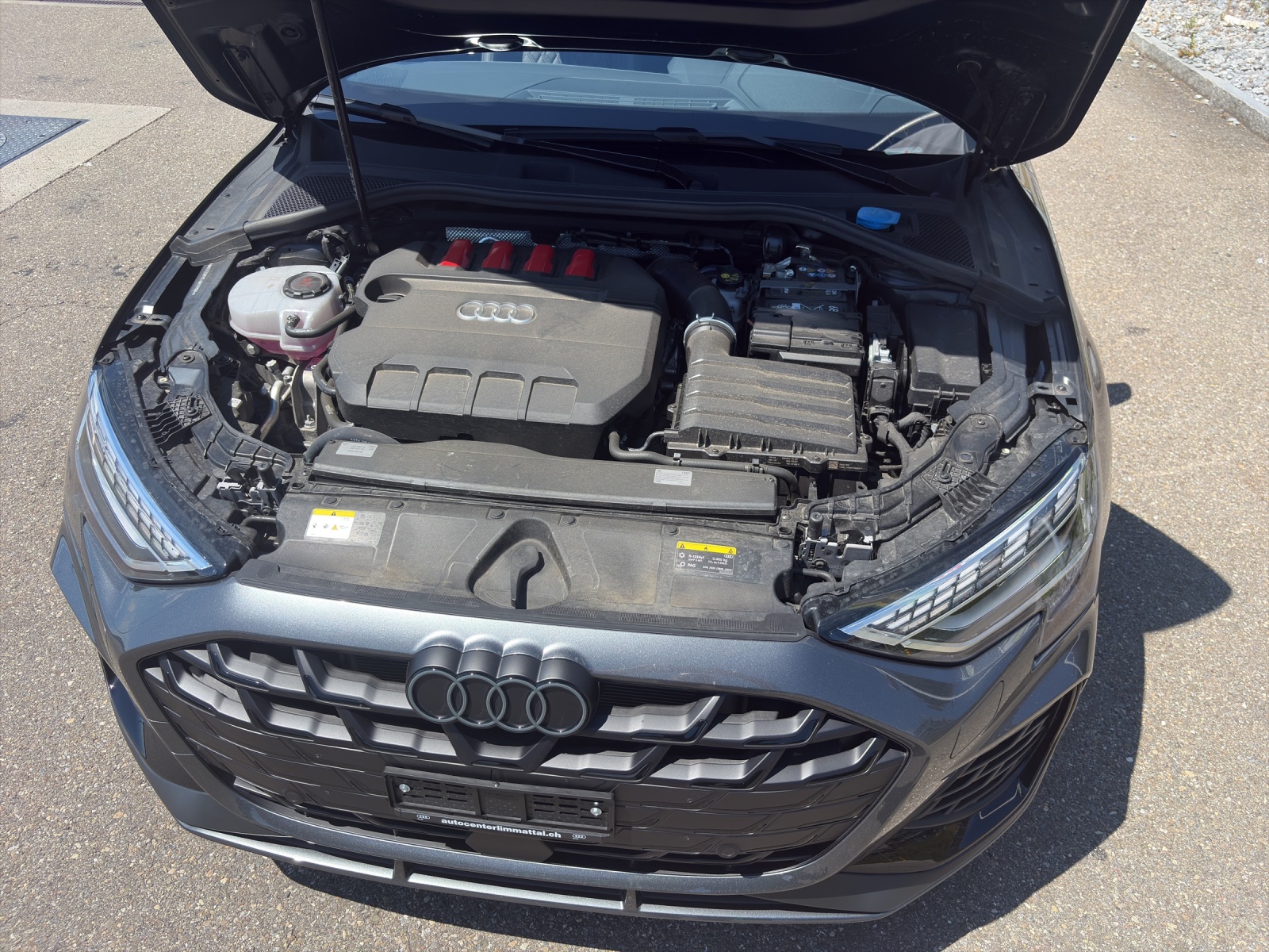 AUDI S3 Sportback 2.0 TFSI quattro S-Tronic-image-18