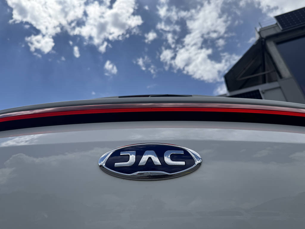JAC e-JS4 Electric-image-17