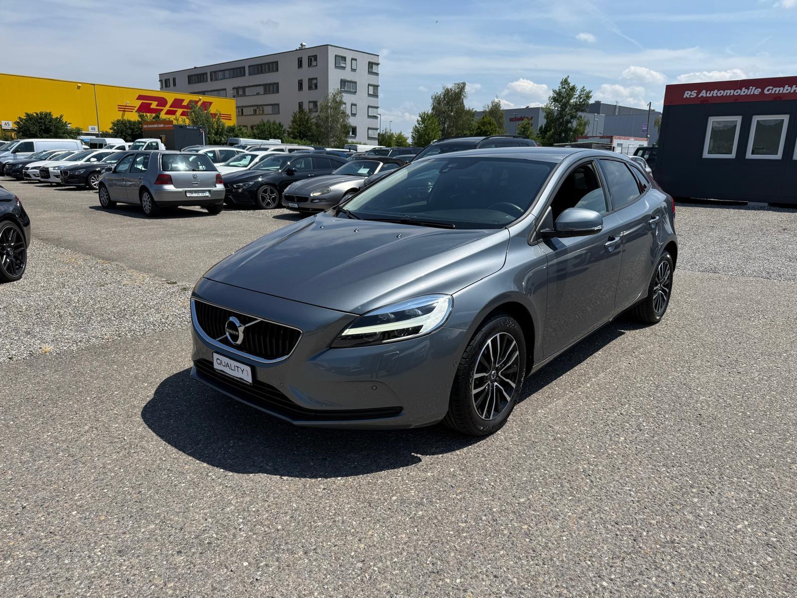 VOLVO V40 1.5 T3 Momentum S/S