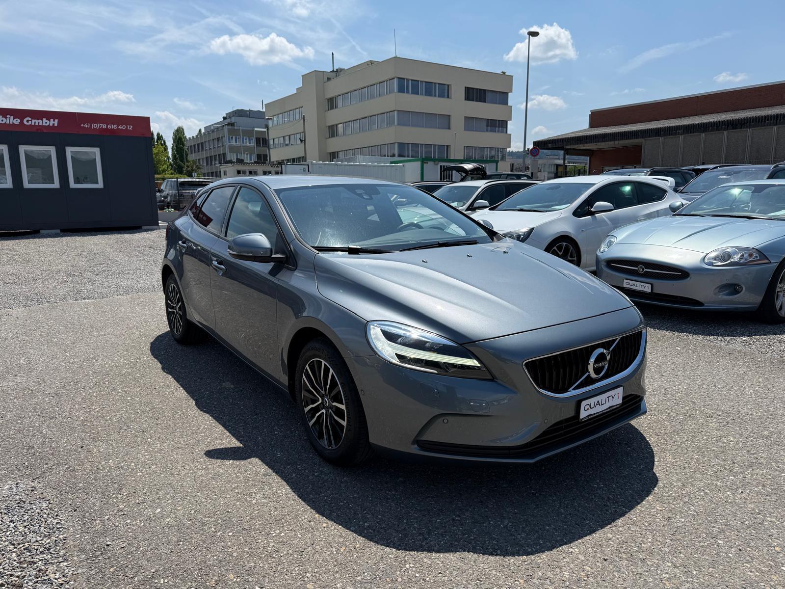 VOLVO V40 1.5 T3 Momentum S/S-showroom-element-2