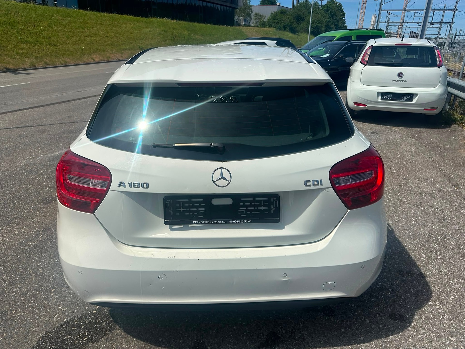 MERCEDES-BENZ A 180 CDI BlueEfficiency Edition Style-image-4