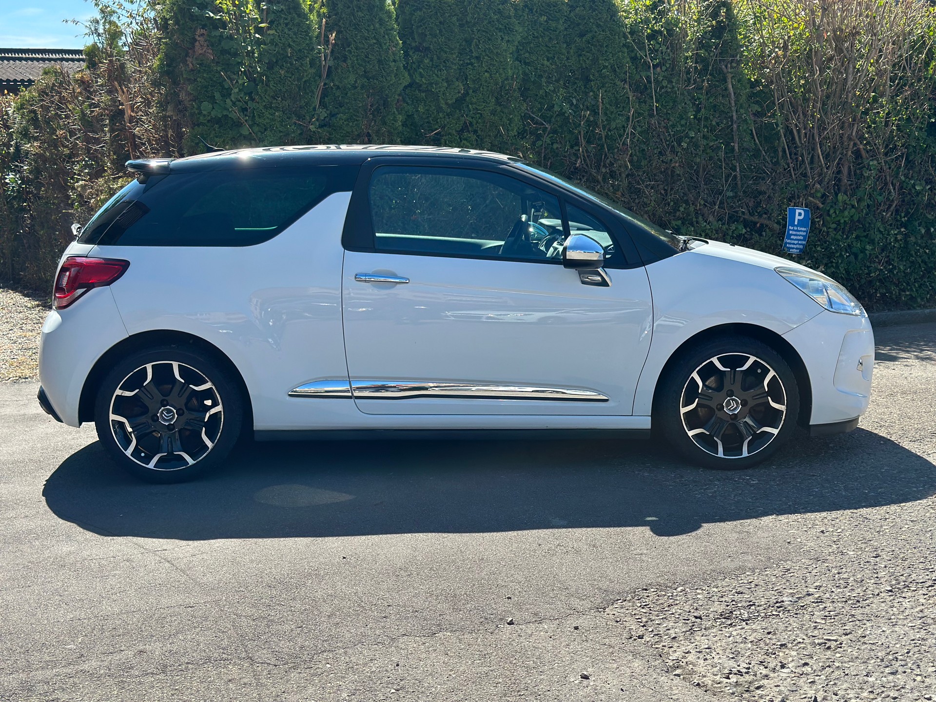 DS AUTOMOBILES DS3 1.6 THP Sport Chic-image-2