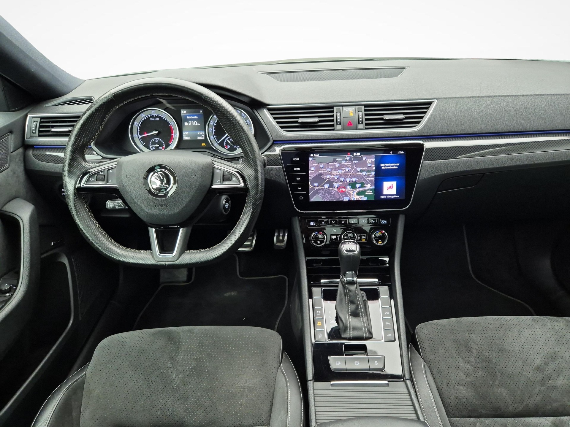 SKODA Superb Combi 2.0 TSI 280 SportLine+ 4x4 DSG-image-7