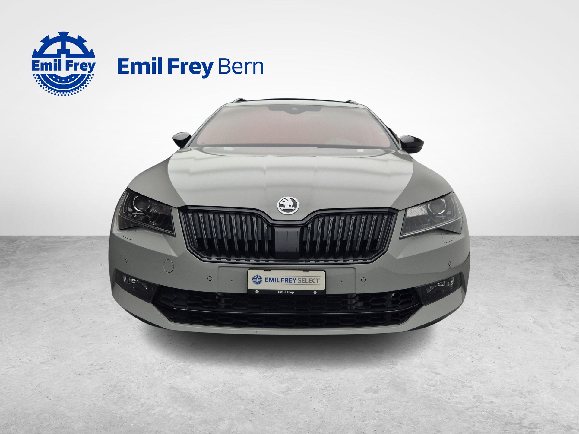SKODA Superb Combi 2.0 TSI 280 SportLine+ 4x4 DSG-image-10