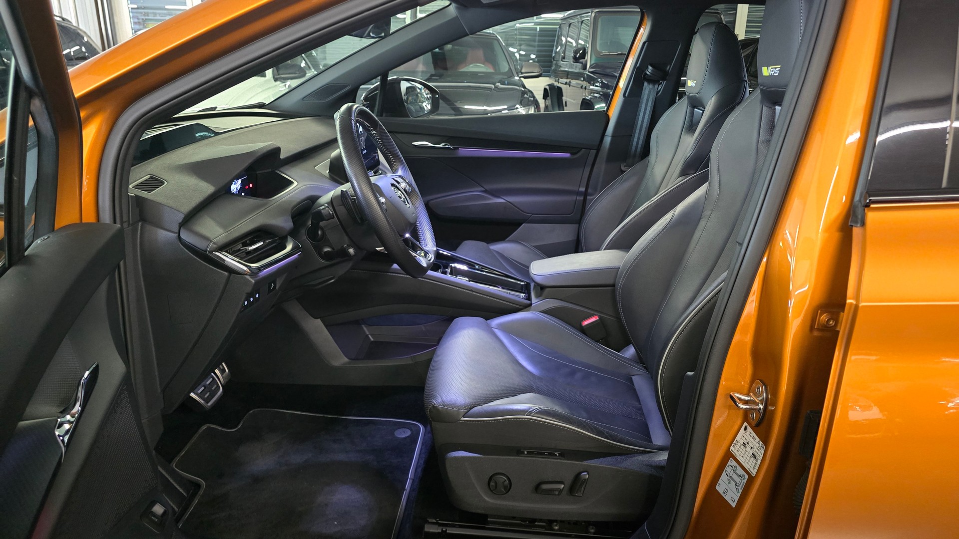SKODA Enyaq Coupé RS iV 80 4x4-image-17