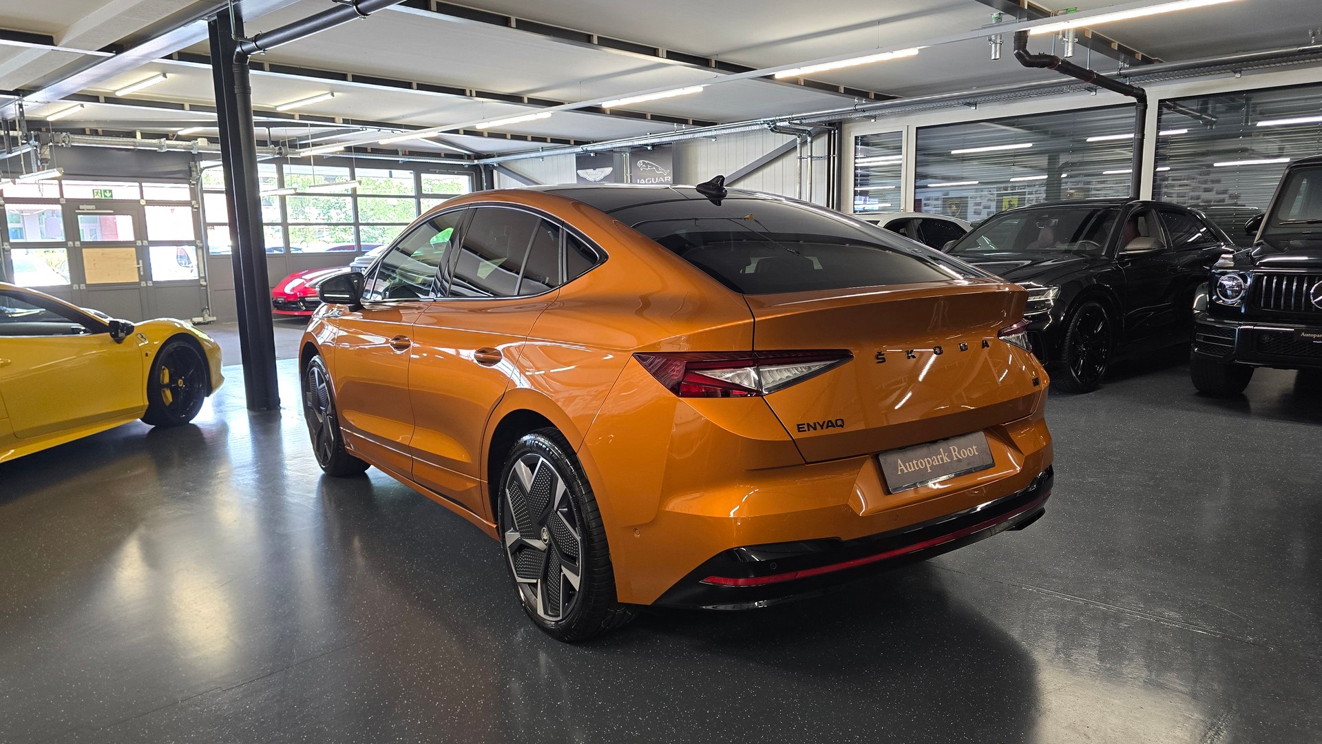 SKODA Enyaq Coupé RS iV 80 4x4-image-8