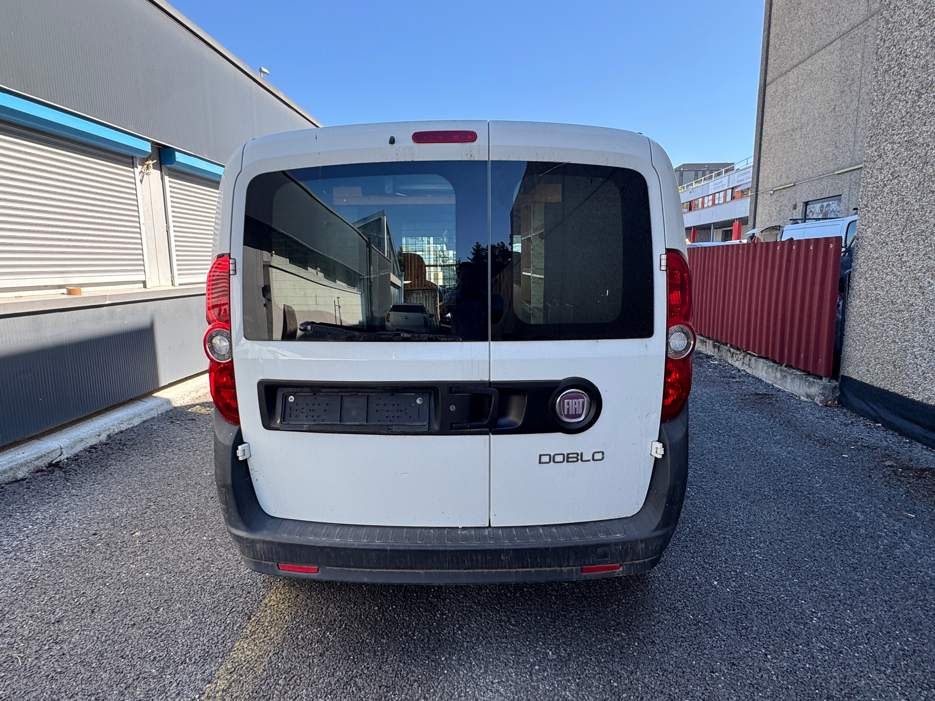 FIAT Doblò 1.4 16V Cargo Swiss-image-3